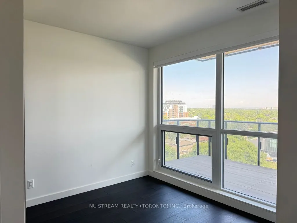 25 McMahon Drive, #1510