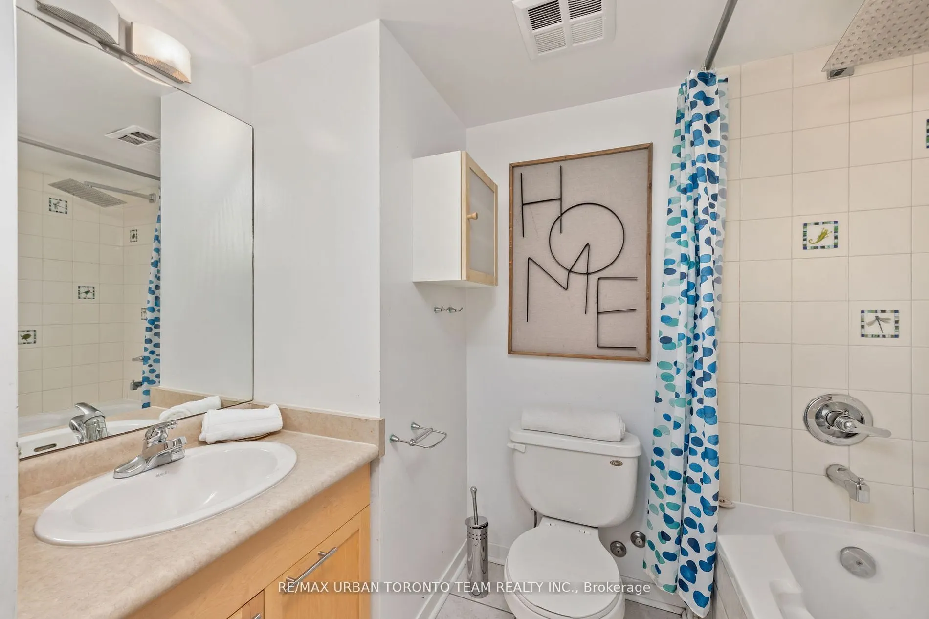 75 Dalhousie Street, #1108&1109