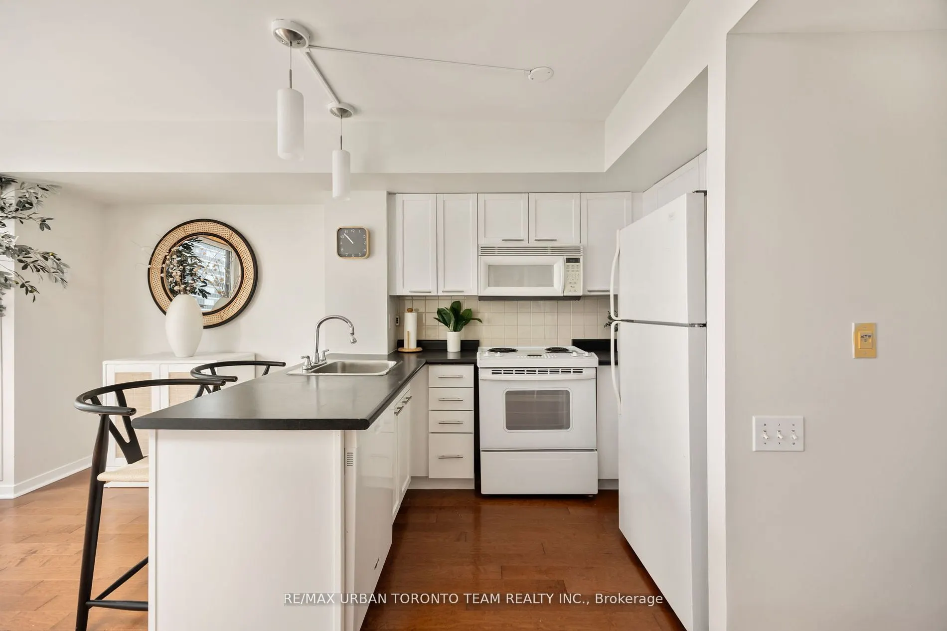 75 Dalhousie Street, #1108&1109