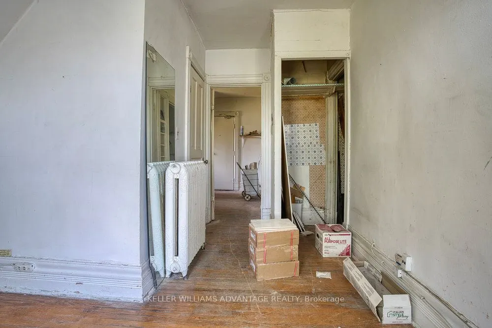 43 Dewson Street