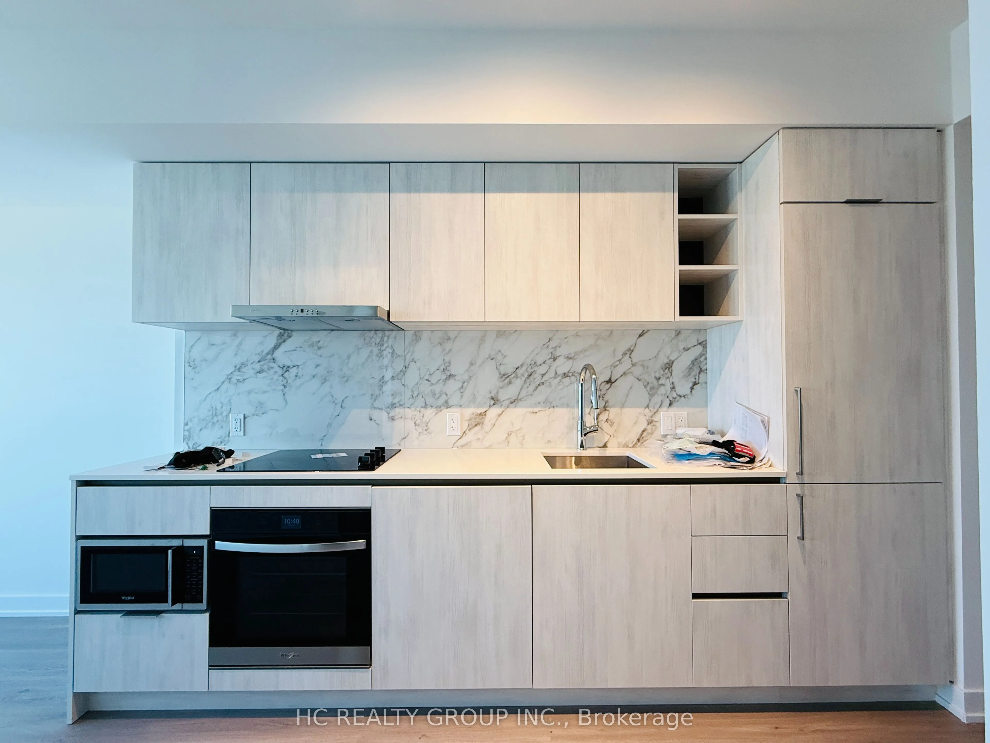 8 Wellesley Street W, #4701