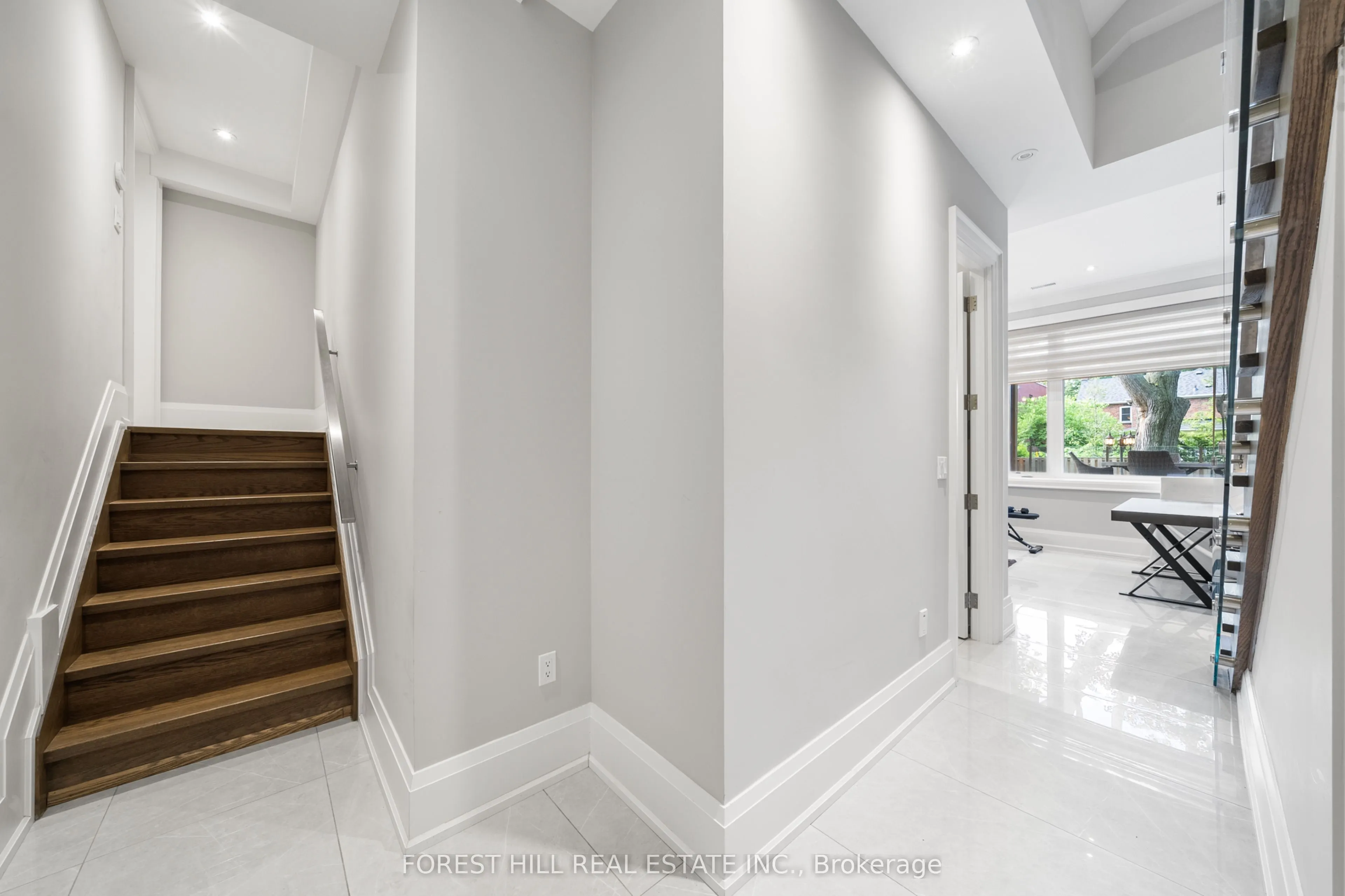 200 Snowdon Avenue