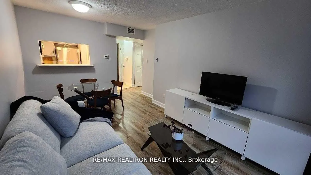 7 Broadway Avenue, #211
