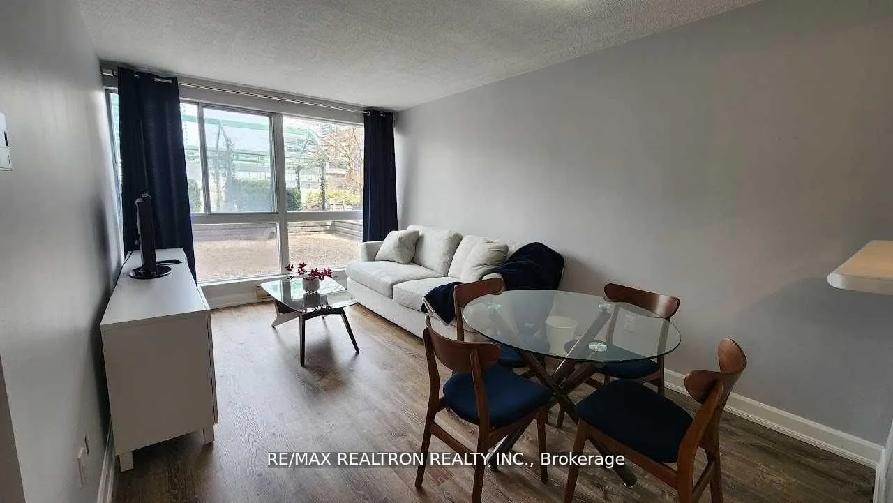 7 Broadway Avenue, #211