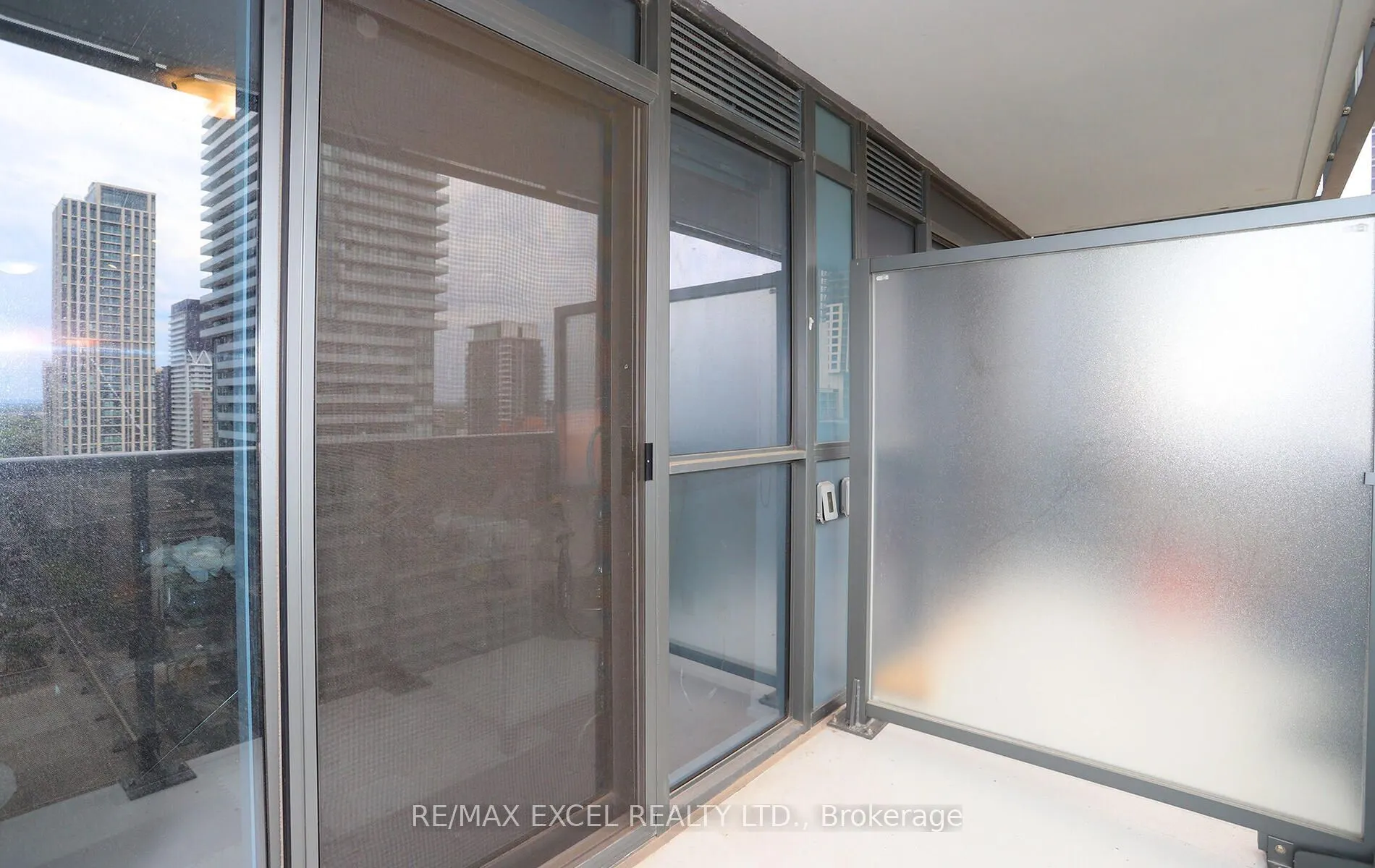 125 Redpath Avenue, #1804
