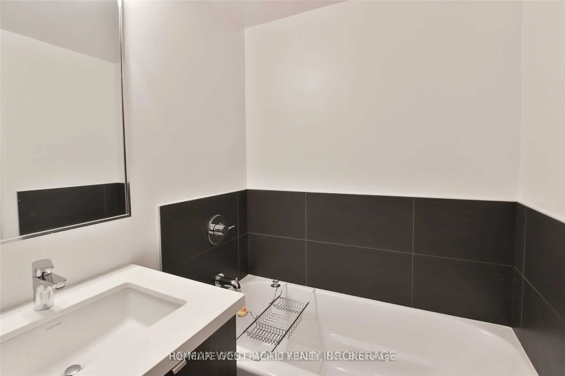 155 Yorkville Avenue, #2313