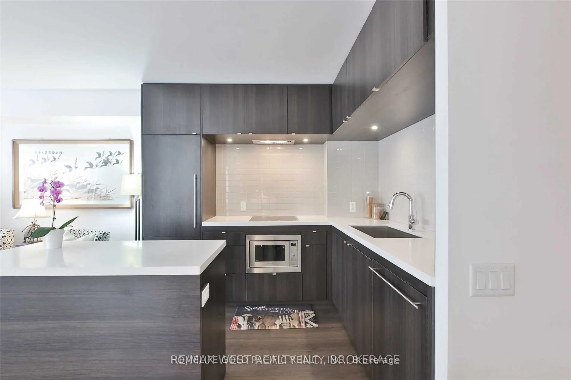 155 Yorkville Avenue, #2313