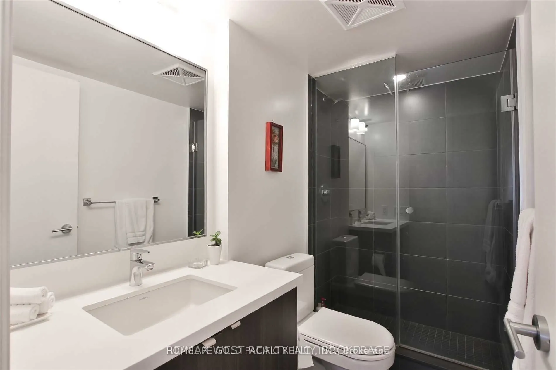 155 Yorkville Avenue, #2313