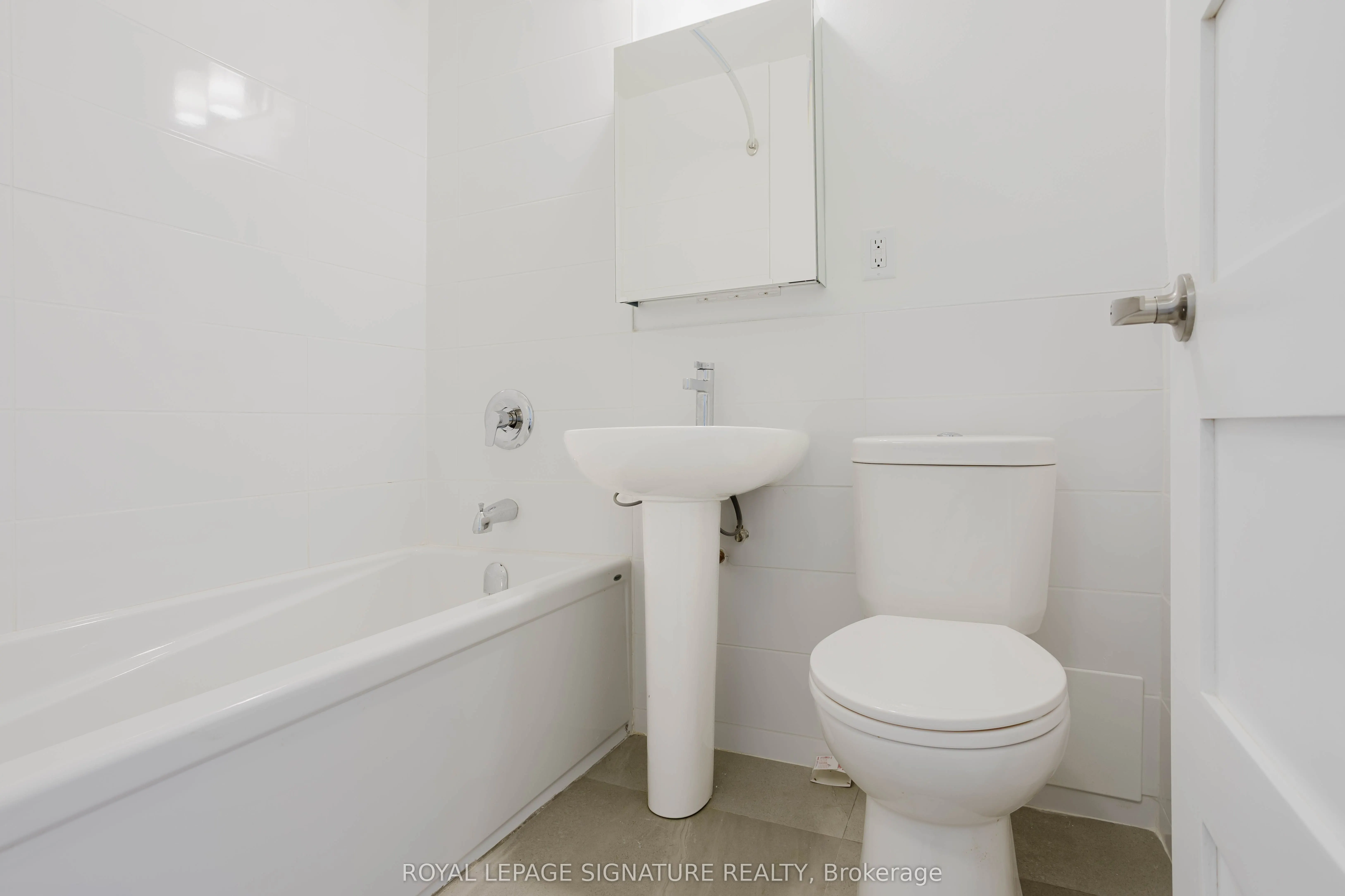 1545 Bathurst Street, #510