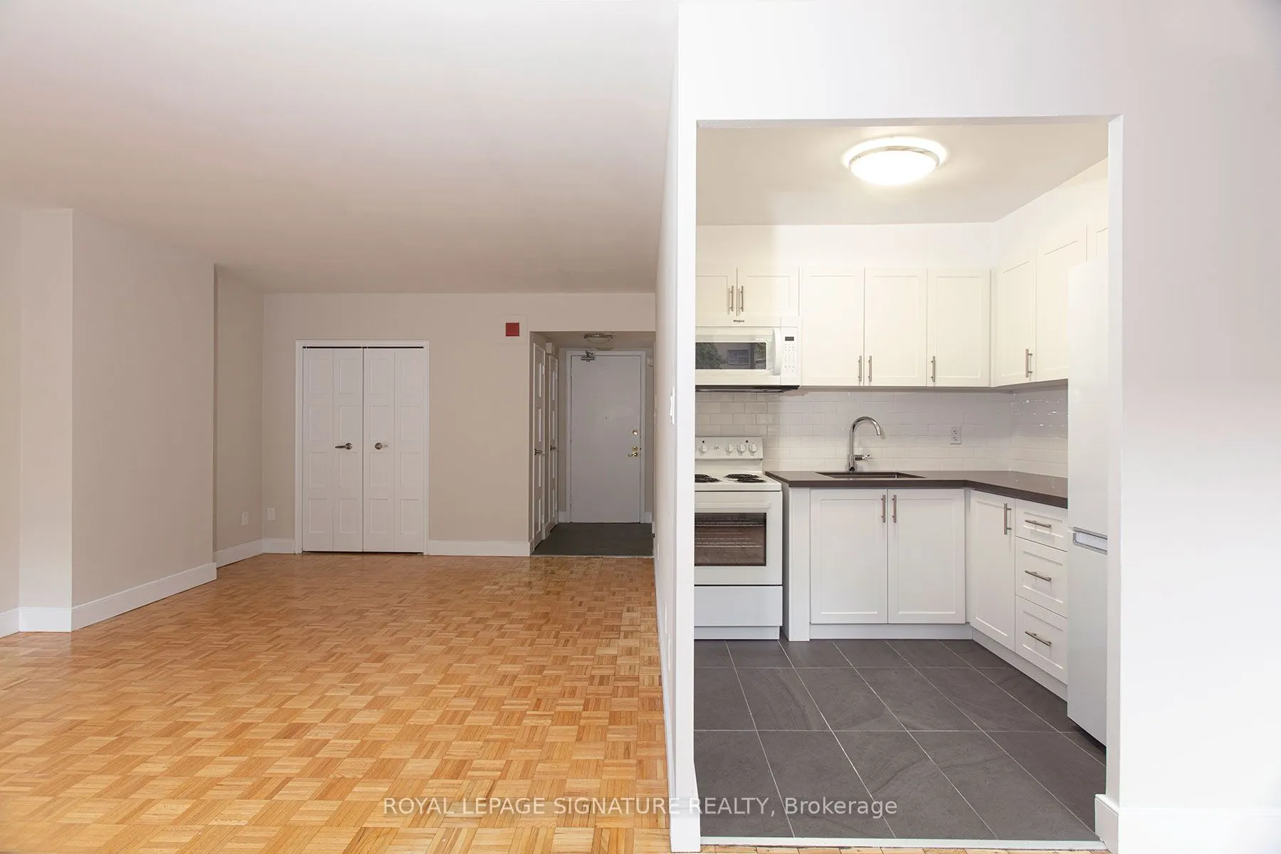 10 Shallmar Boulevard, #115