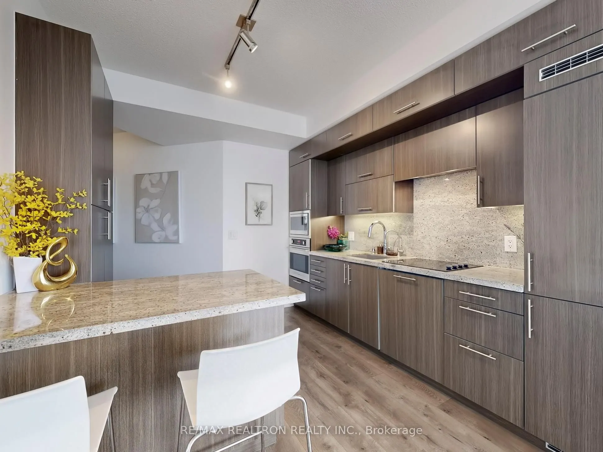 2 Anndale Drive, #1308