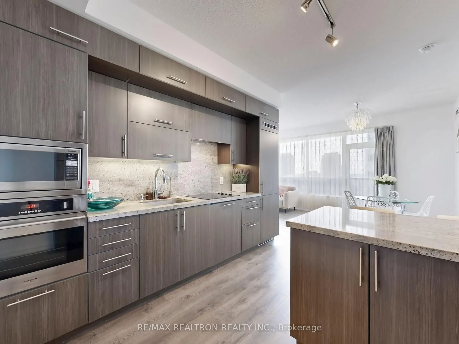 2 Anndale Drive, #1308