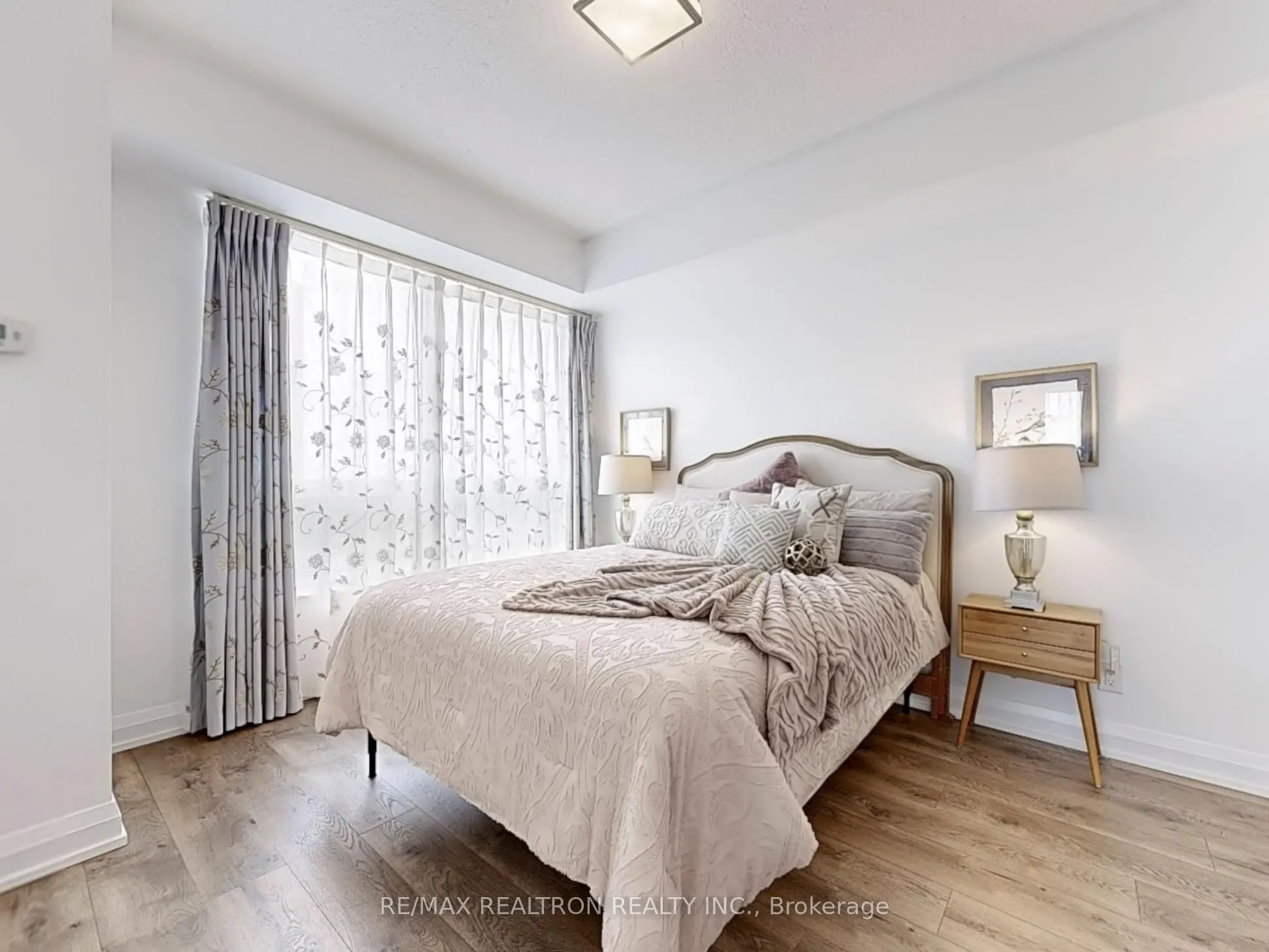 2 Anndale Drive, #1308