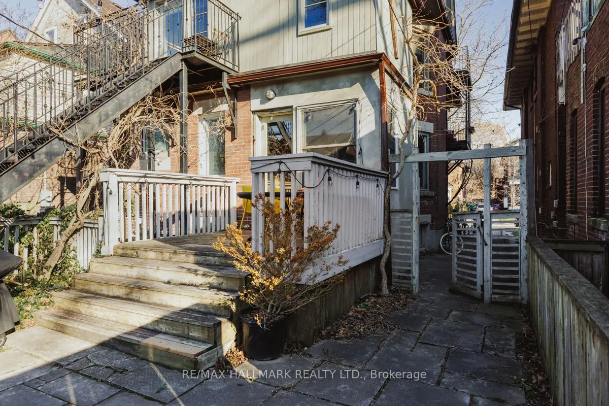 368 Palmerston Boulevard, #Main