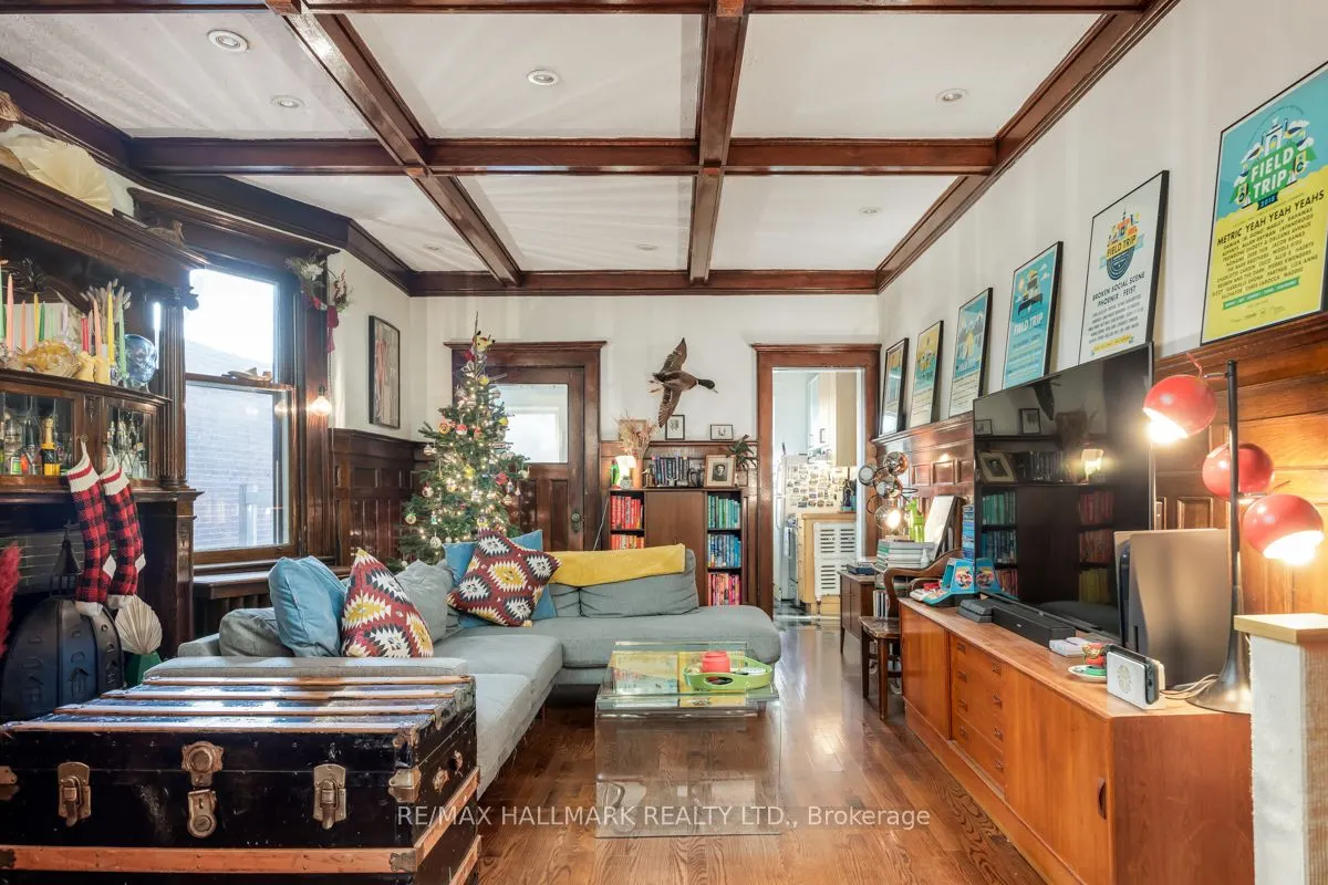 368 Palmerston Boulevard, #Main