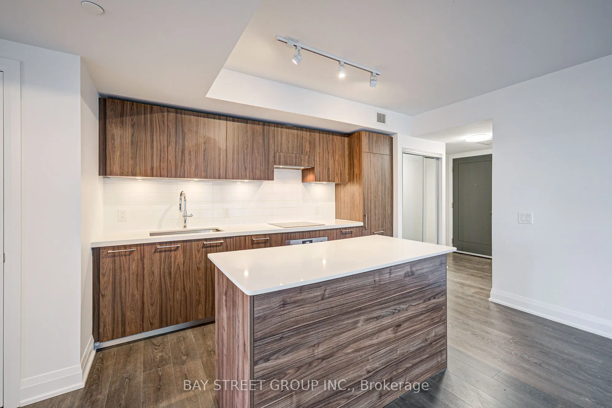 33 Frederick Todd Way, #512
