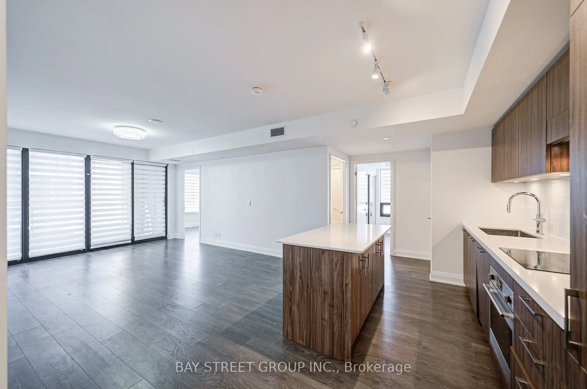 33 Frederick Todd Way, #512