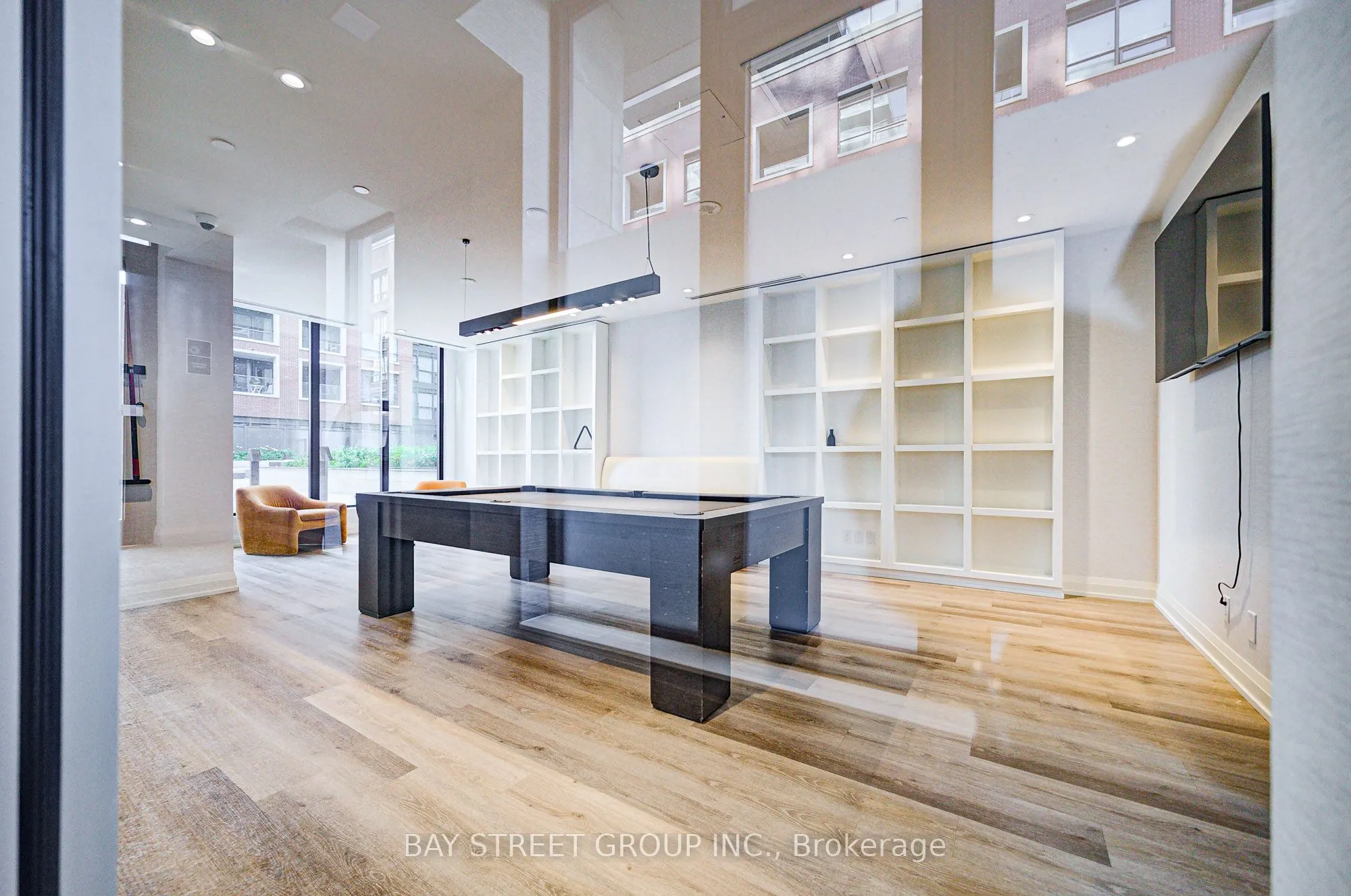 33 Frederick Todd Way, #512