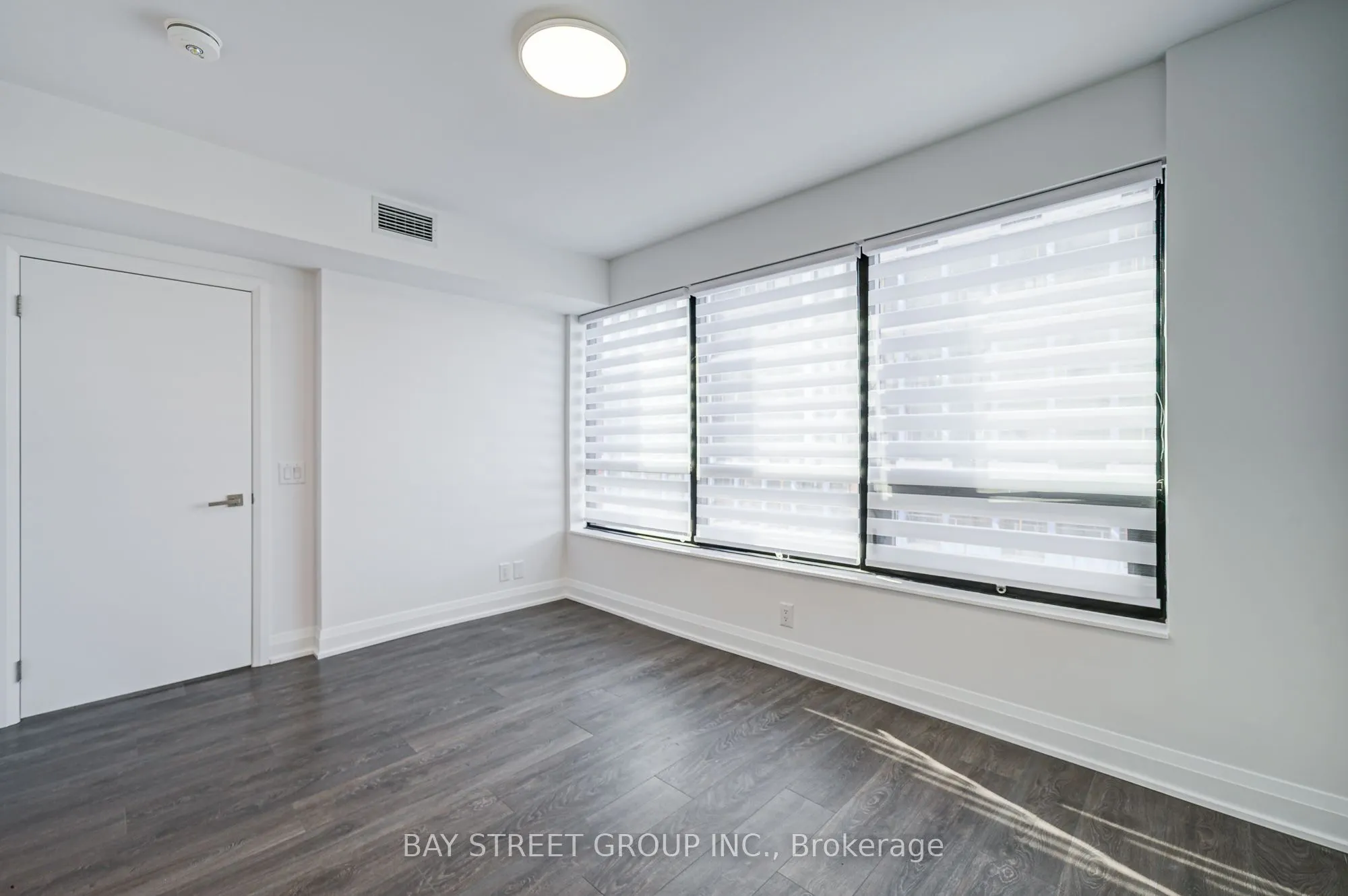 33 Frederick Todd Way, #512