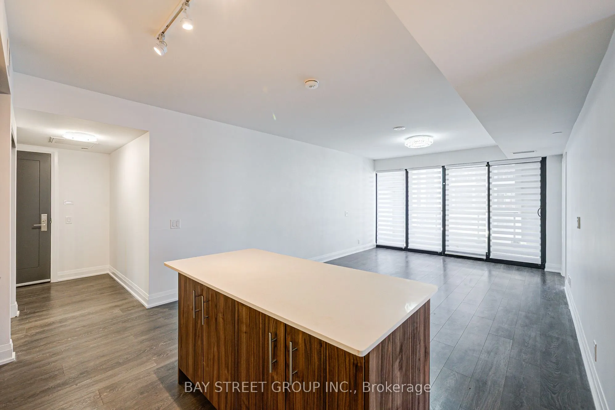 33 Frederick Todd Way, #512