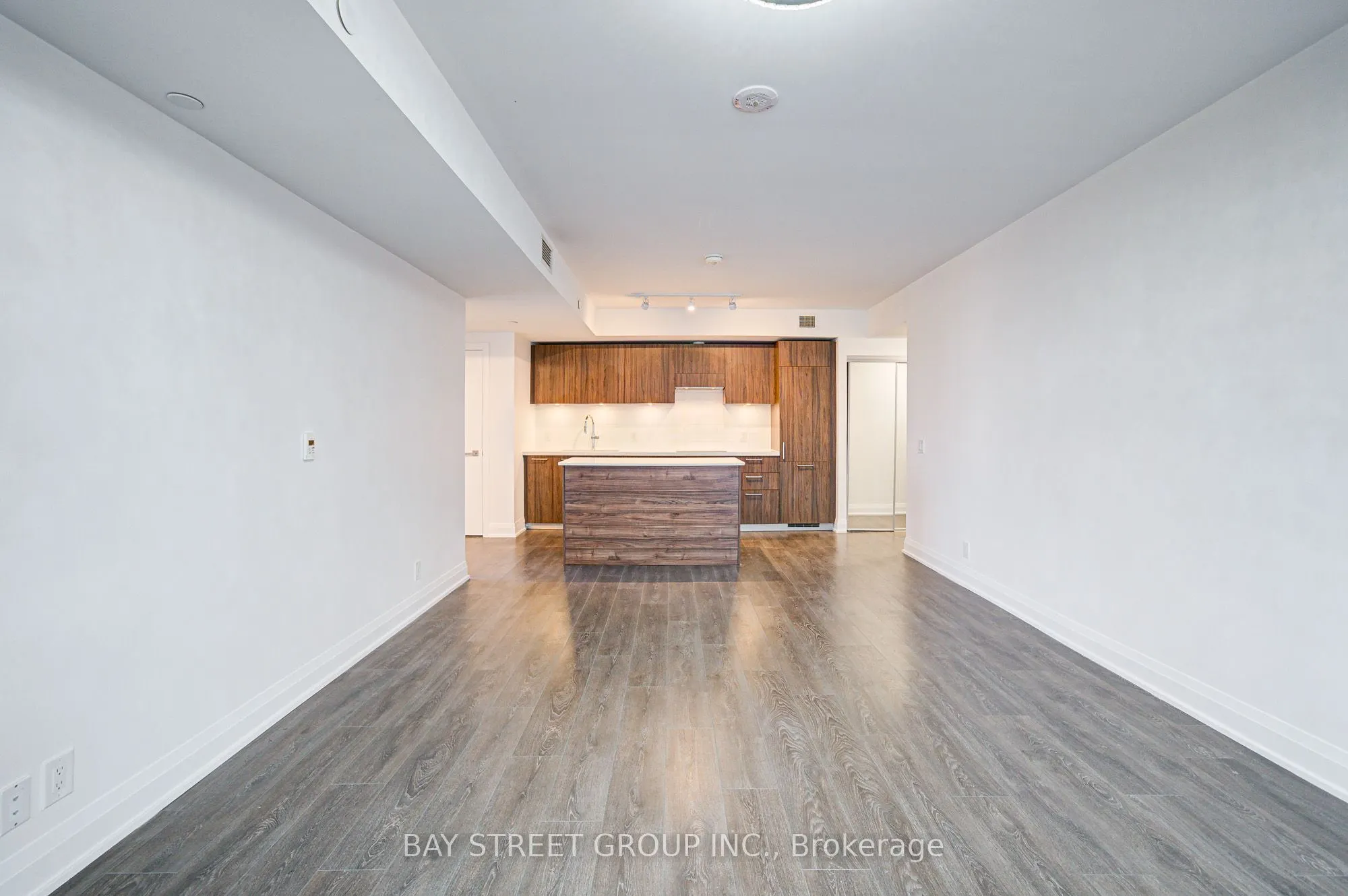 33 Frederick Todd Way, #512