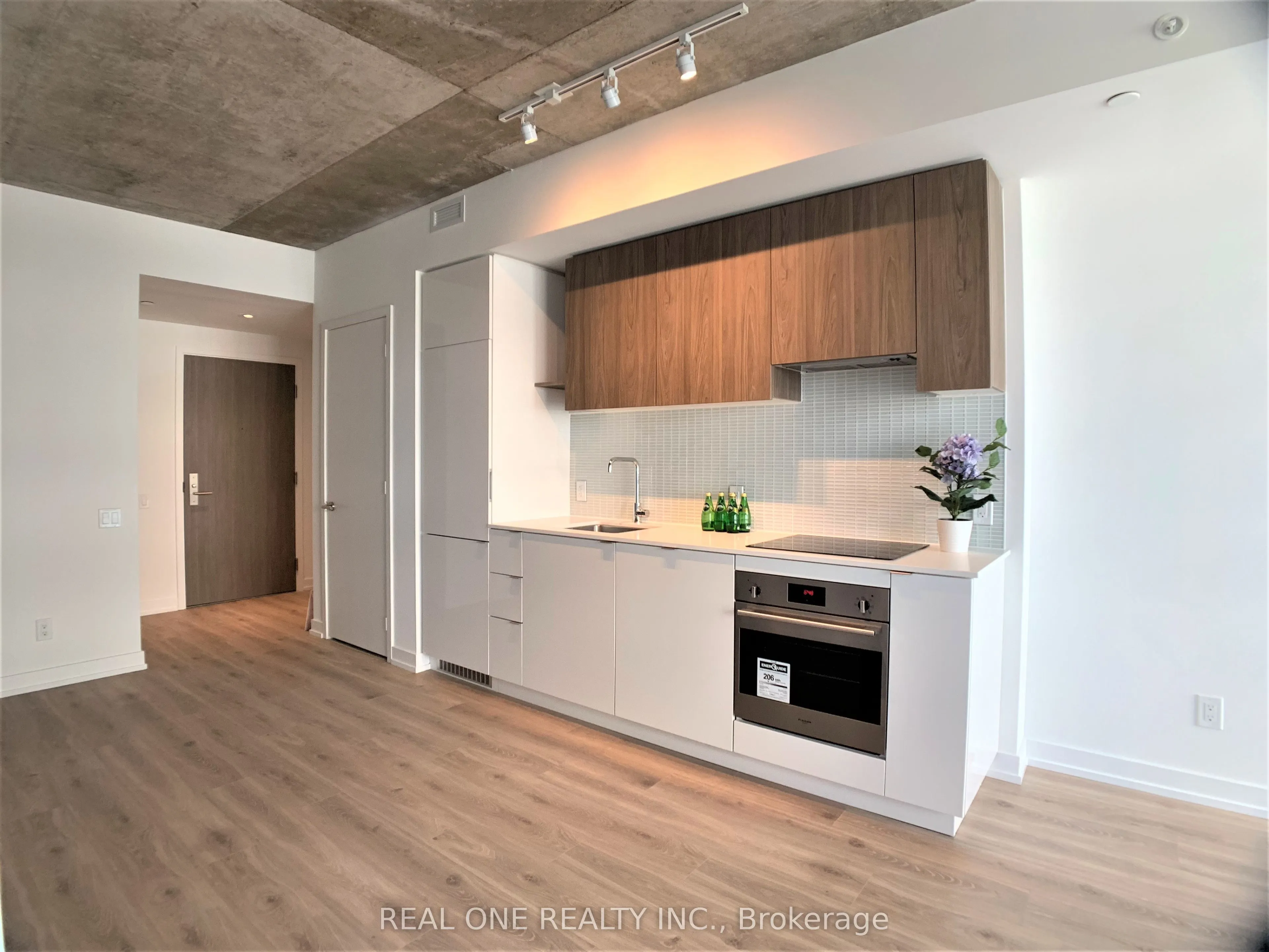 161 Roehampton Avenue, #2507
