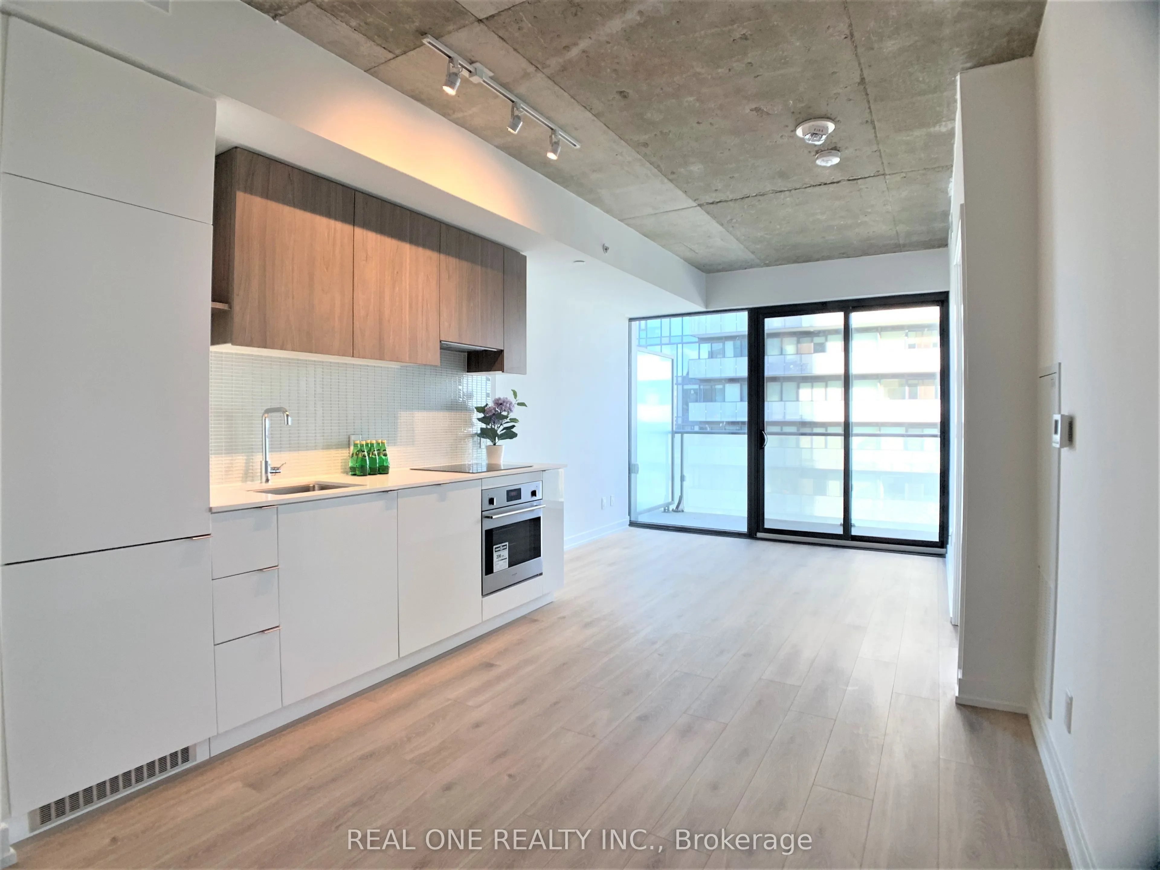 161 Roehampton Avenue, #2507