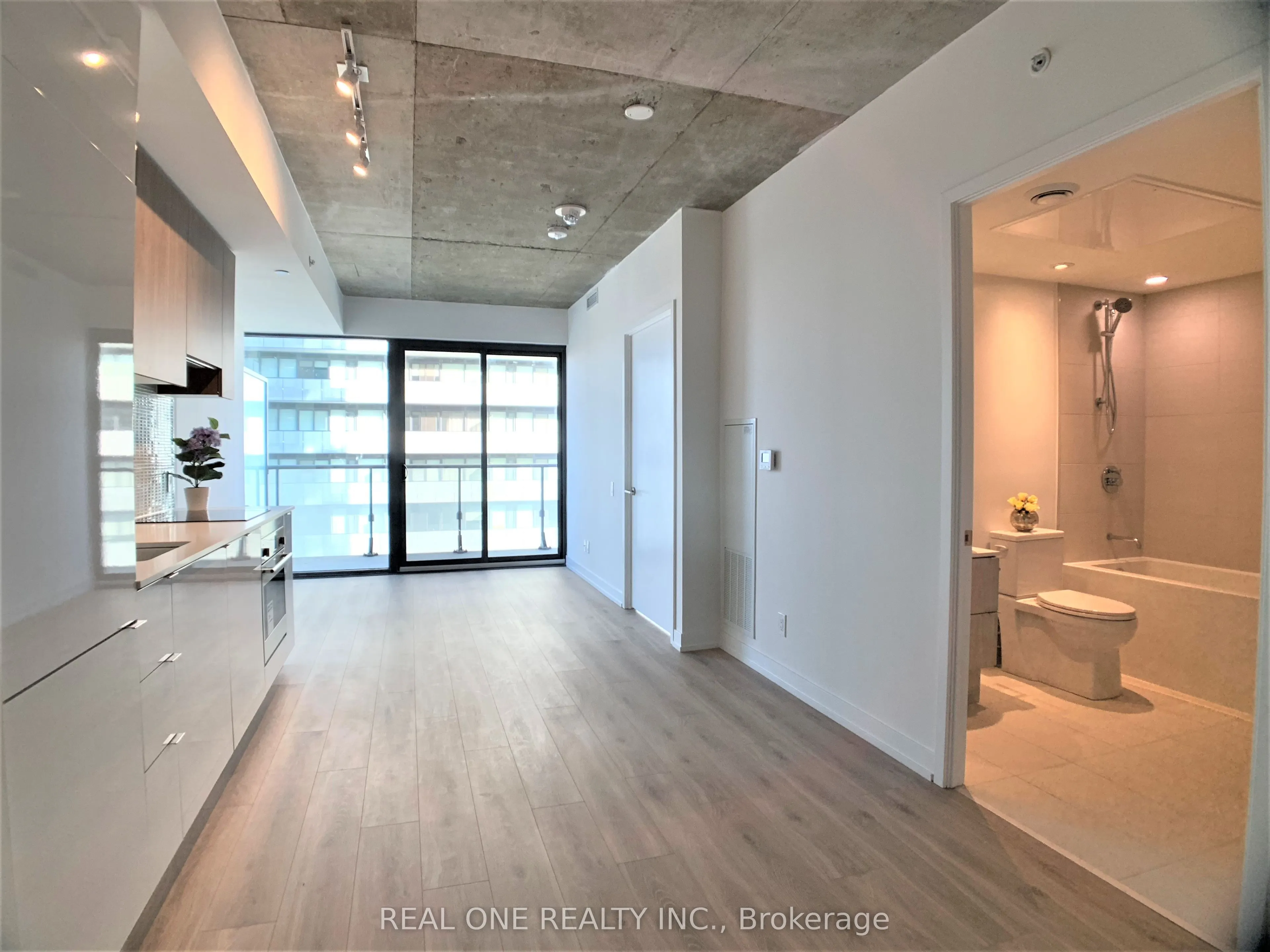 161 Roehampton Avenue, #2507