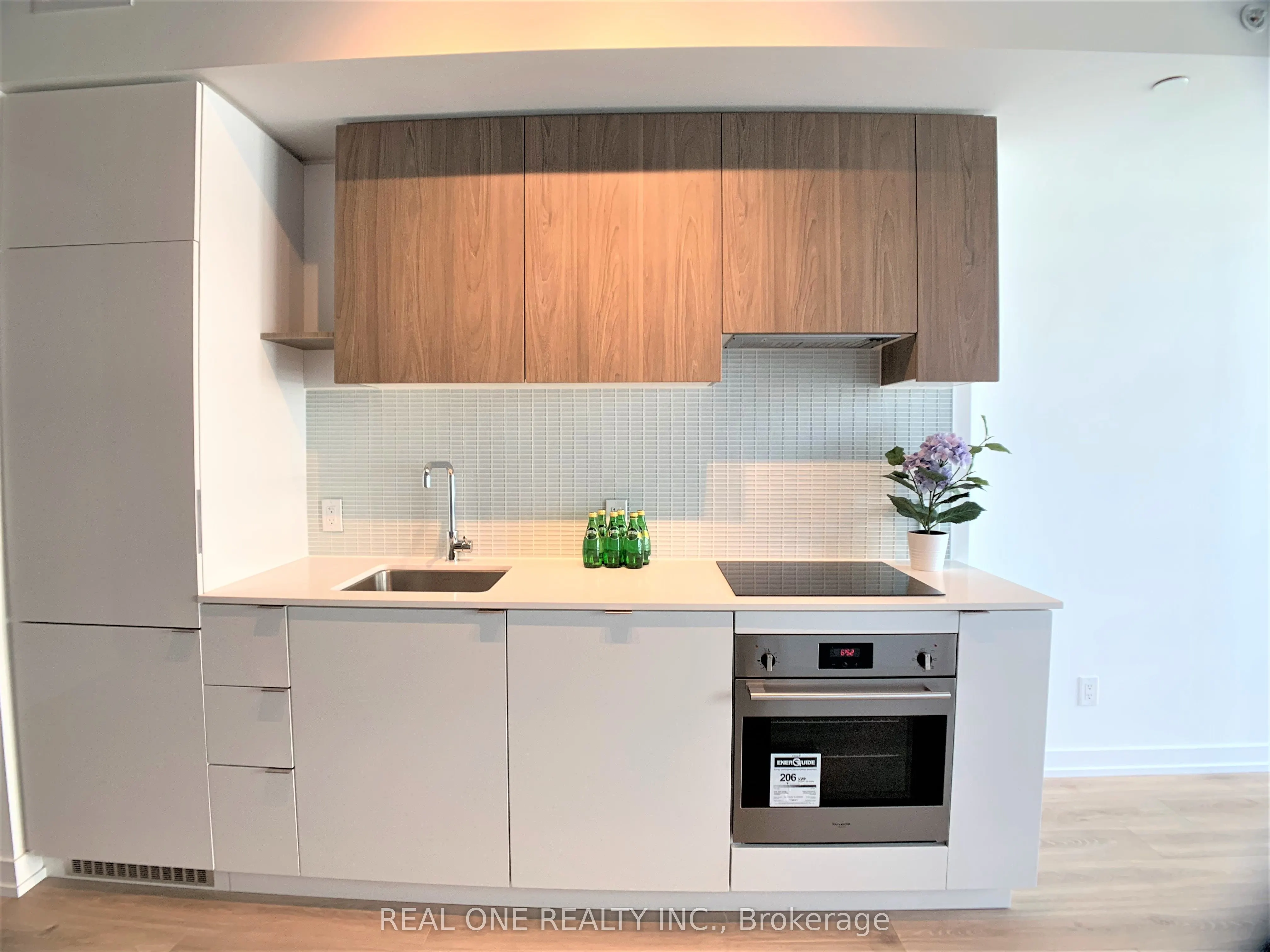 161 Roehampton Avenue, #2507