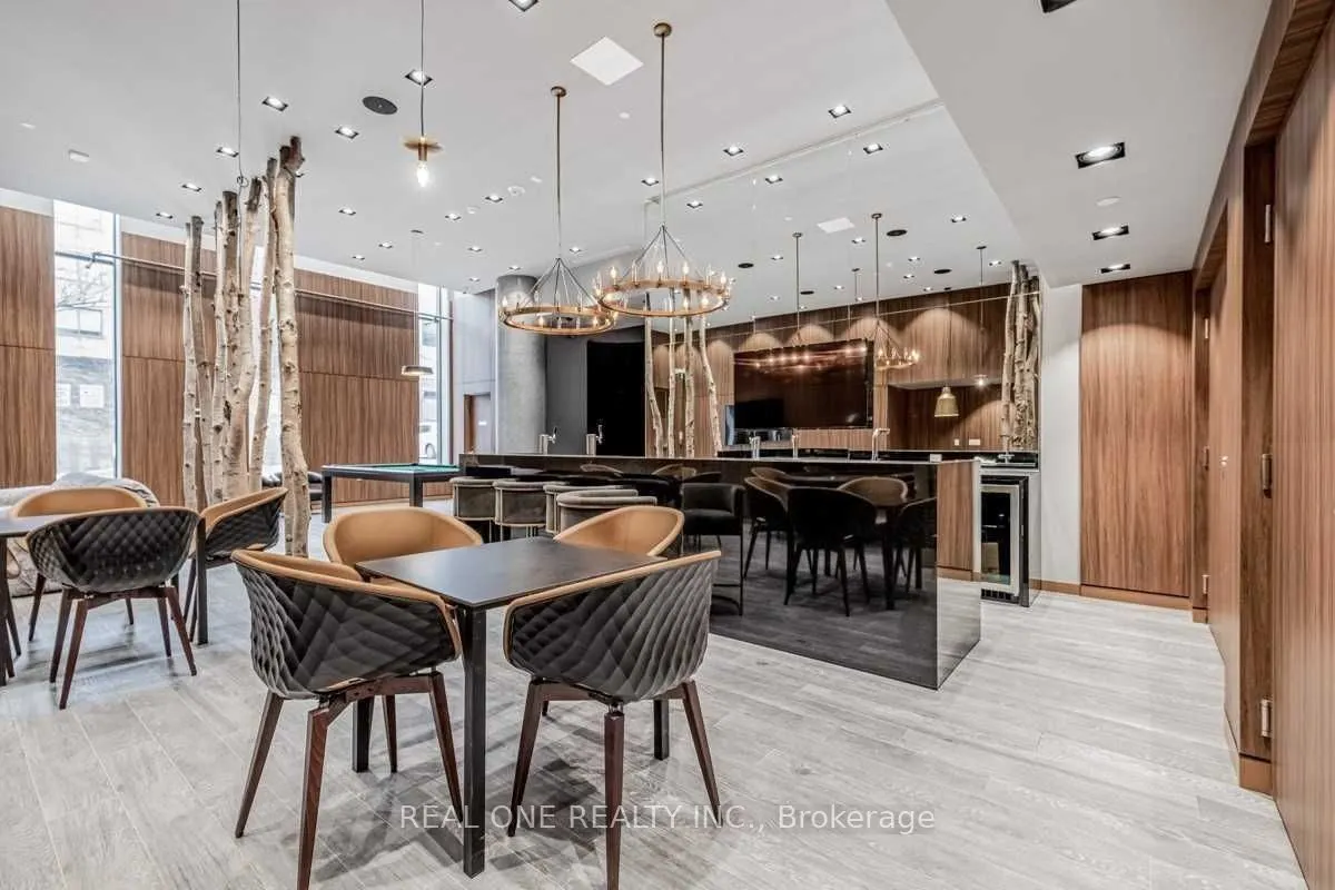 161 Roehampton Avenue, #2507