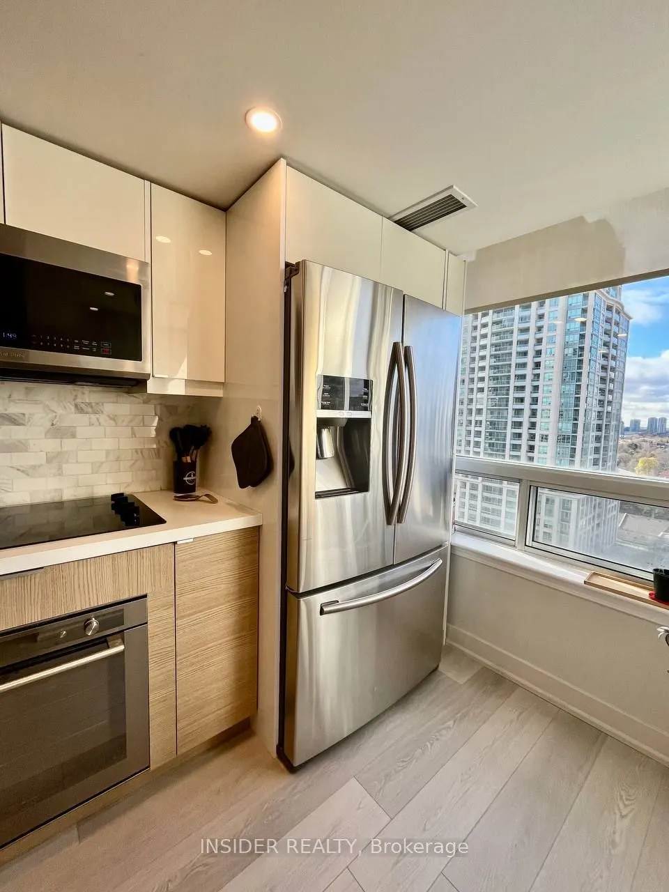 2 Rean Drive, #1612