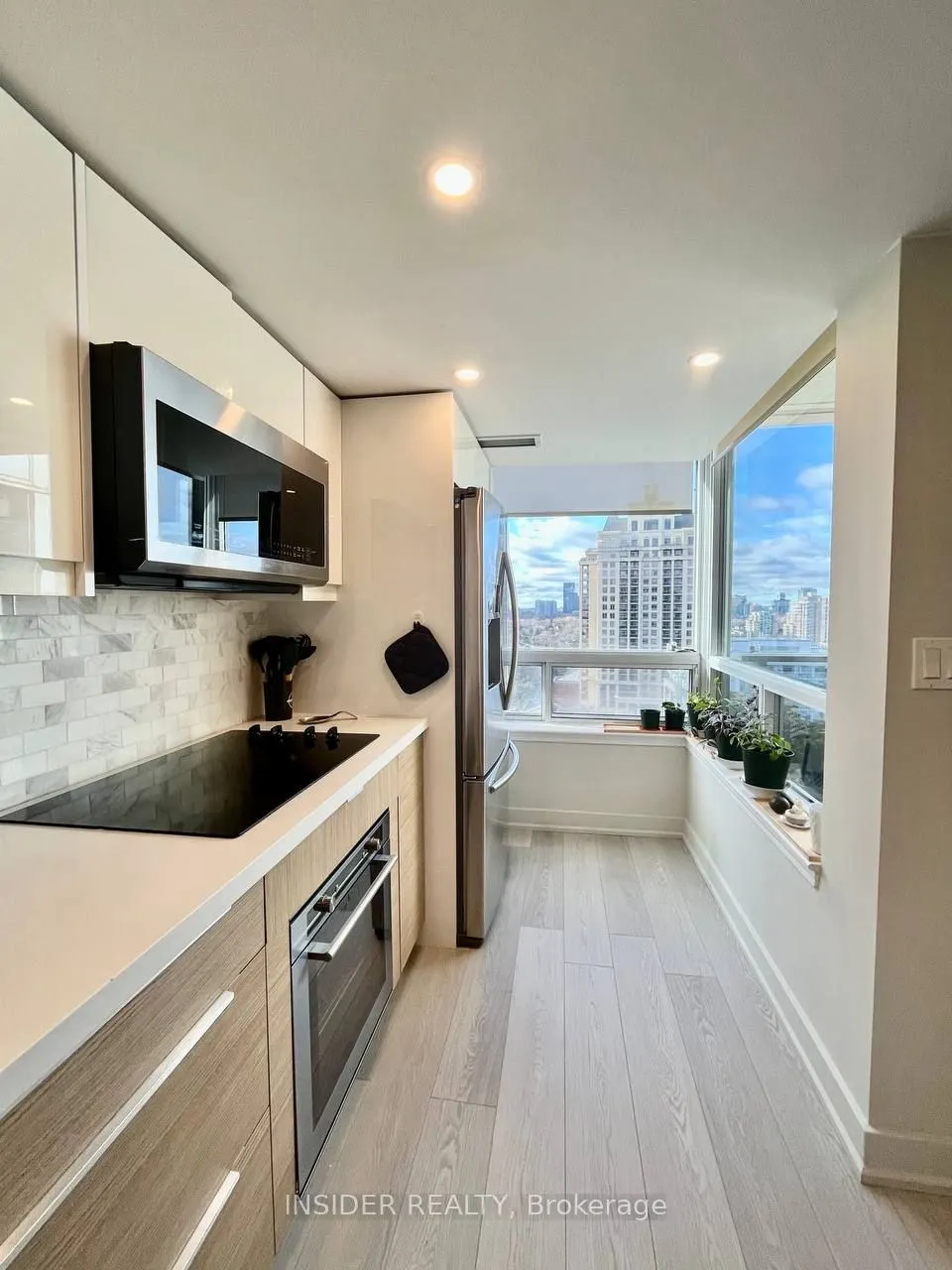 2 Rean Drive, #1612