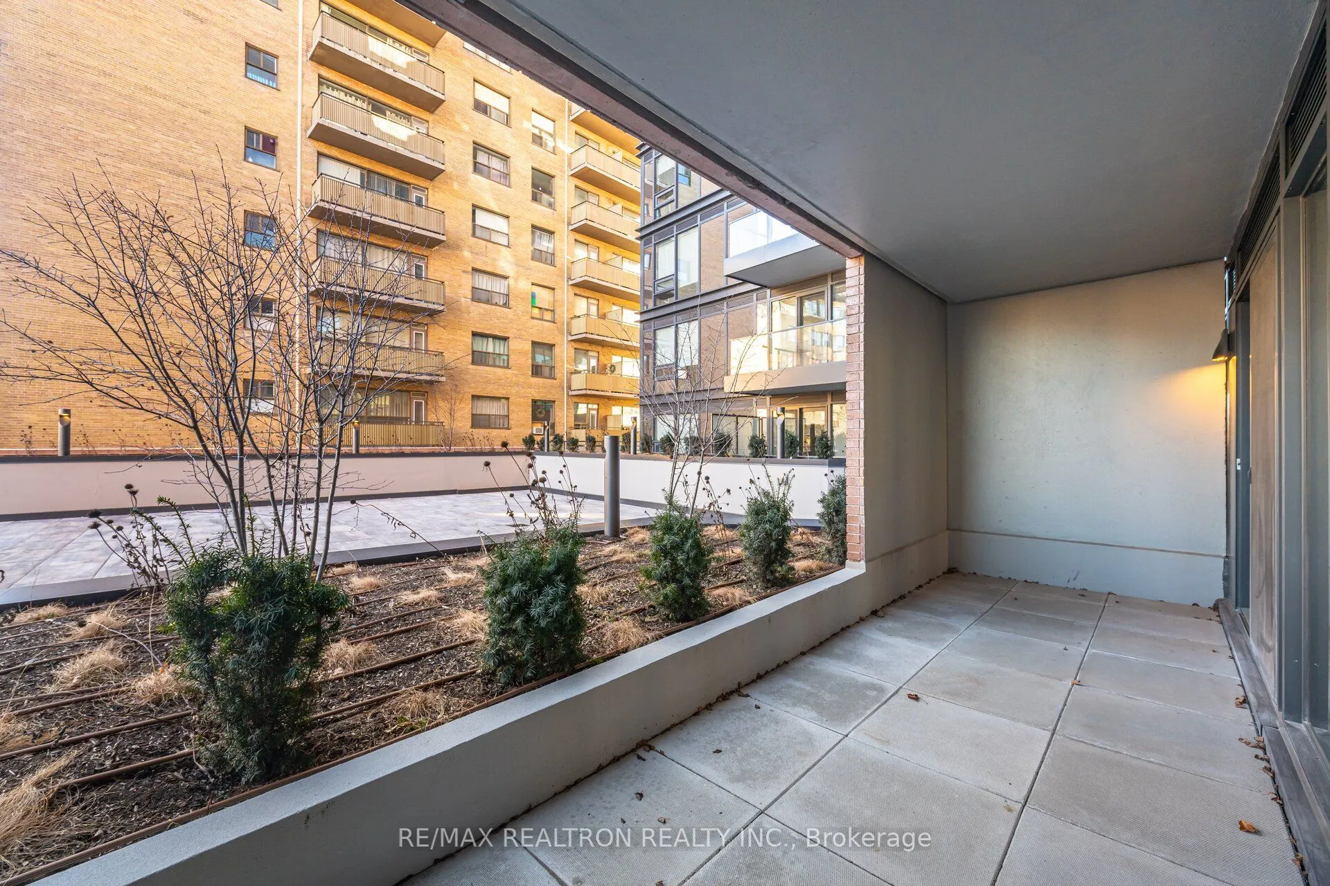 2525 Bathurst Street, #313