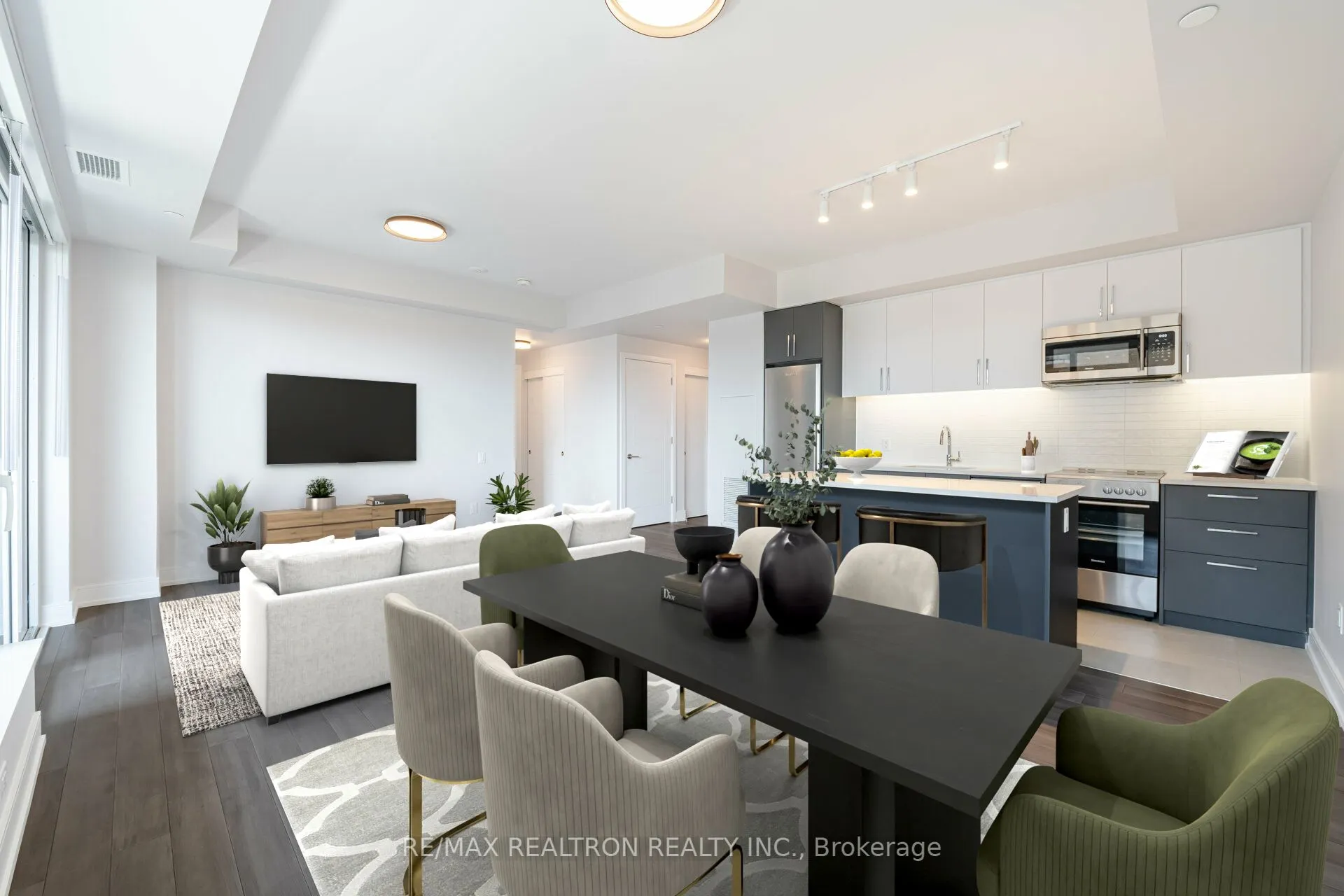 2525 Bathurst Street, #313