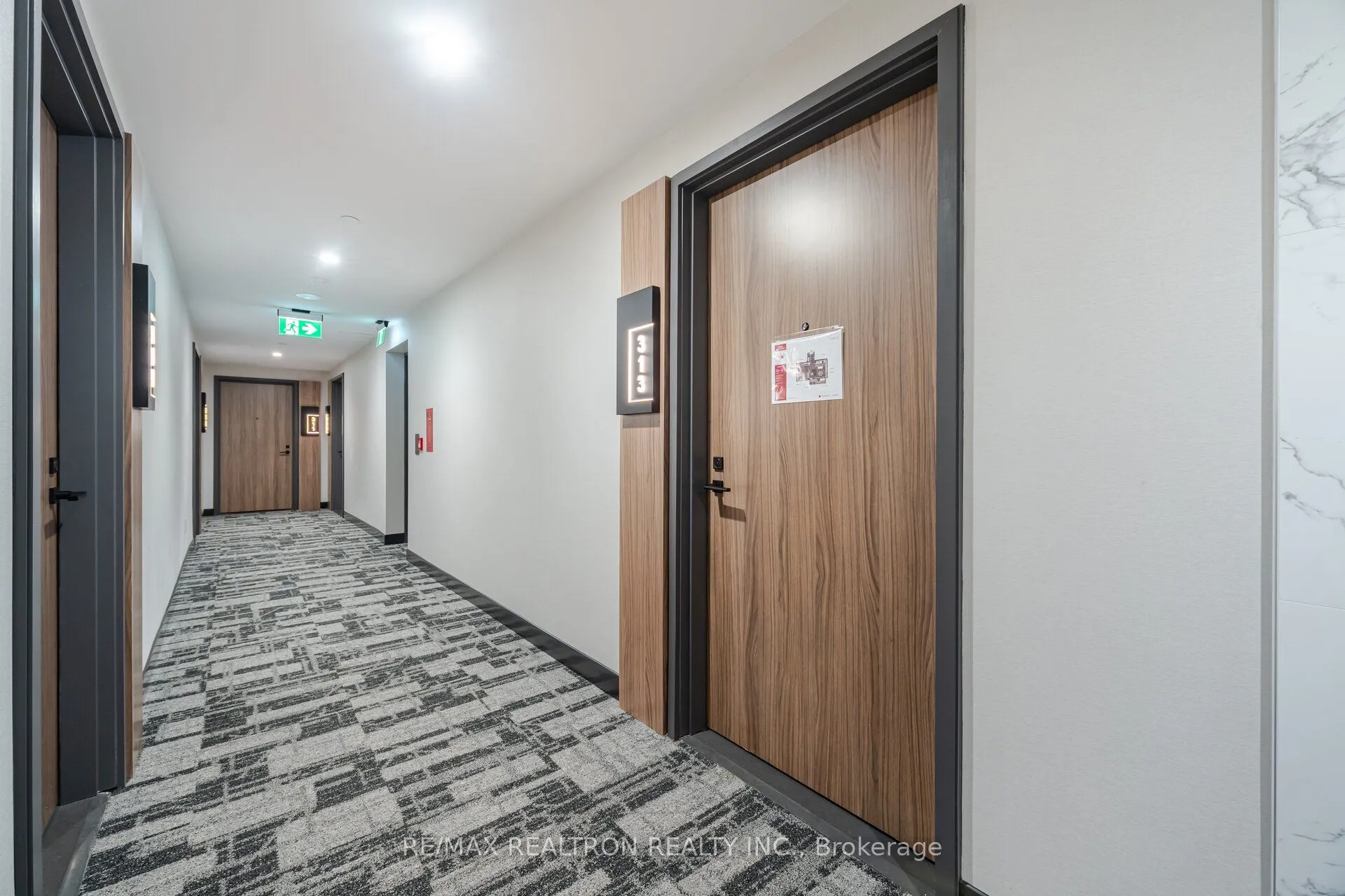 2525 Bathurst Street, #313