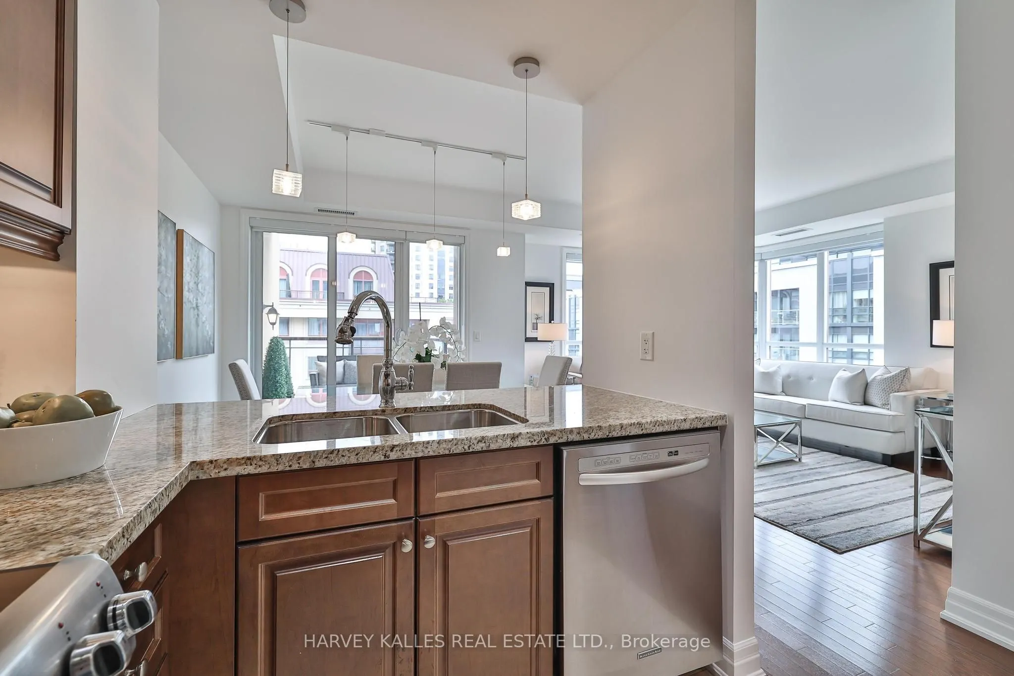 23 Rean Drive, #603