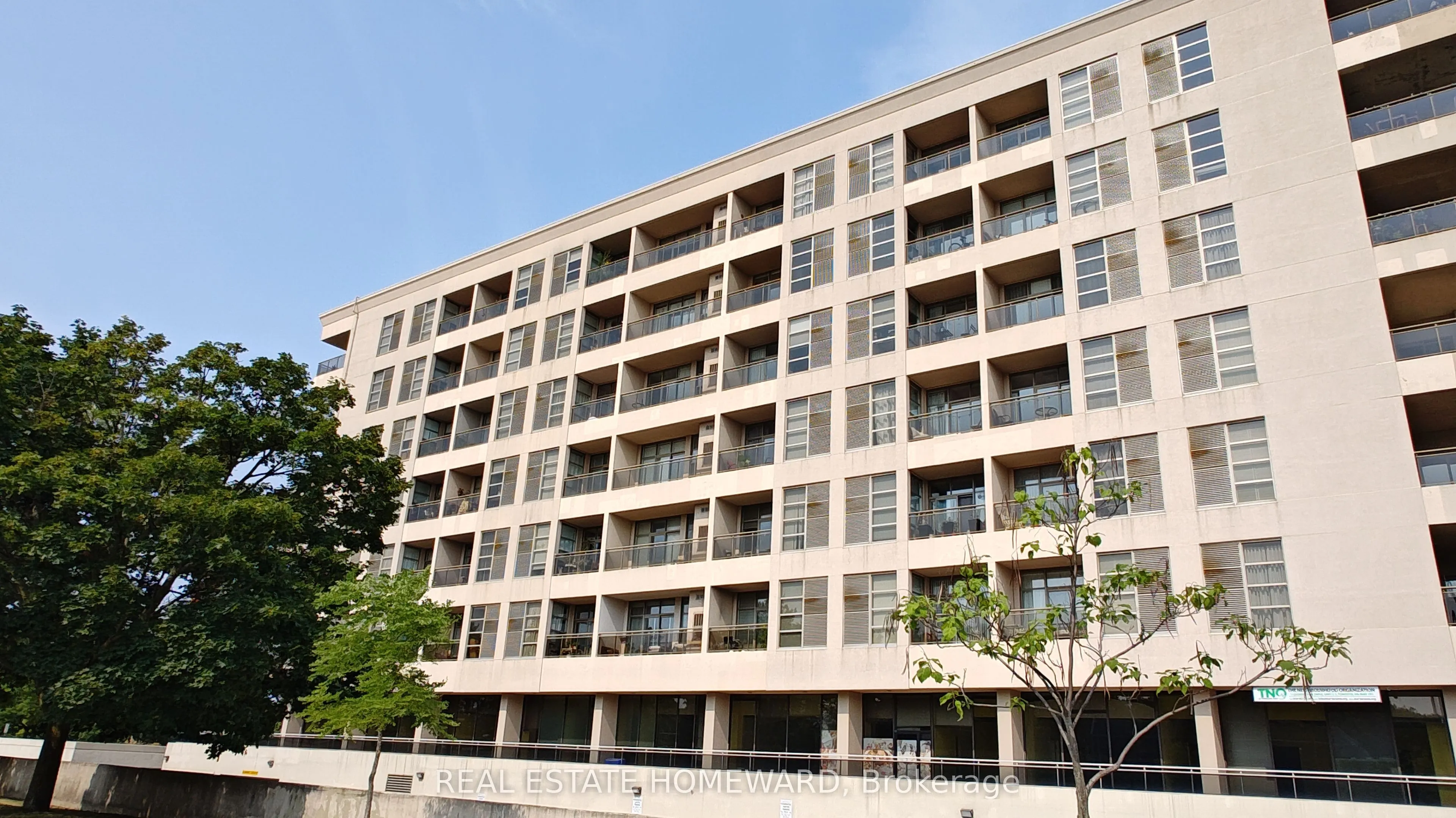 1 Leaside Park Drive, #417