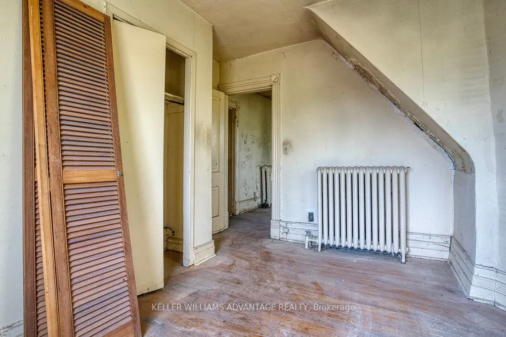 43 Dewson Street