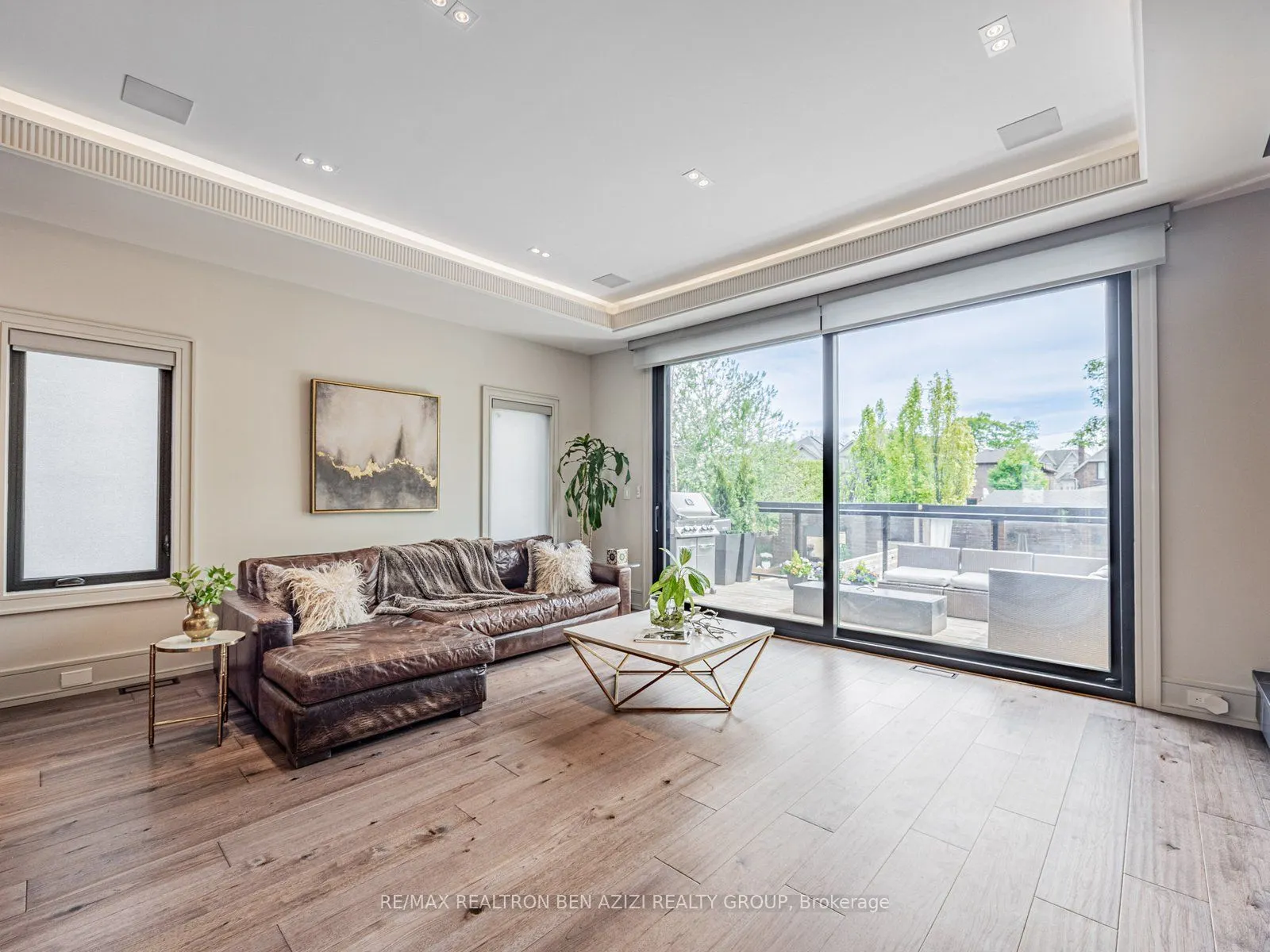323 Melrose Avenue