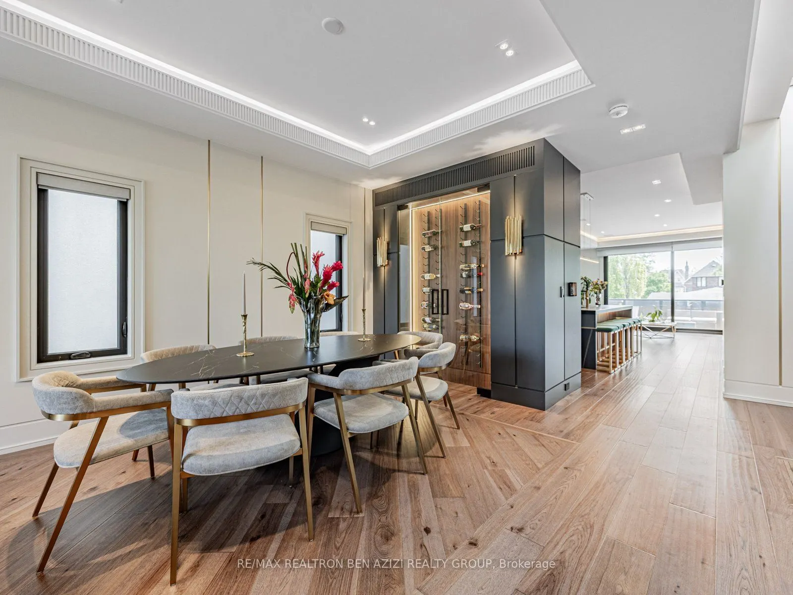 323 Melrose Avenue