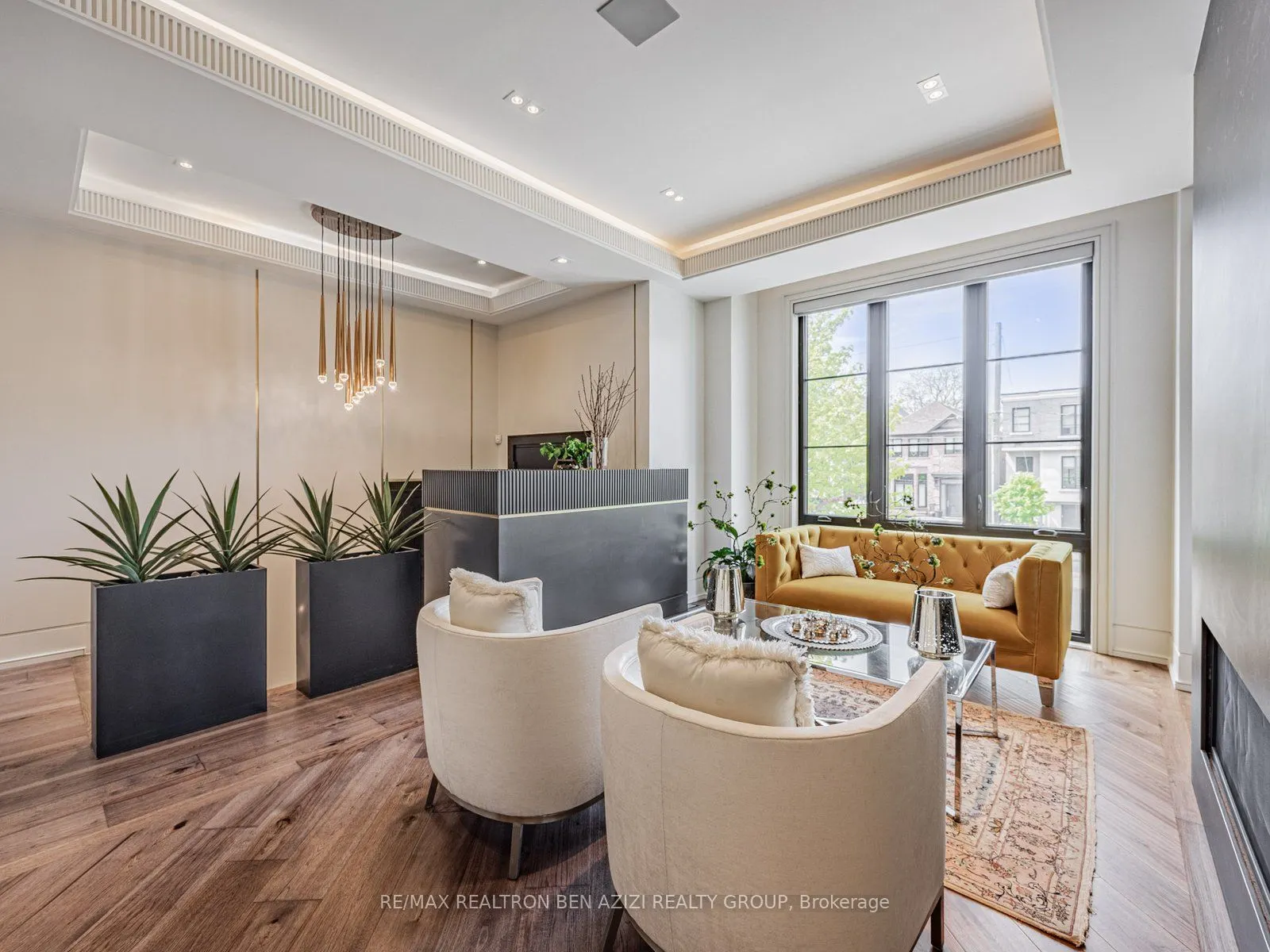 323 Melrose Avenue