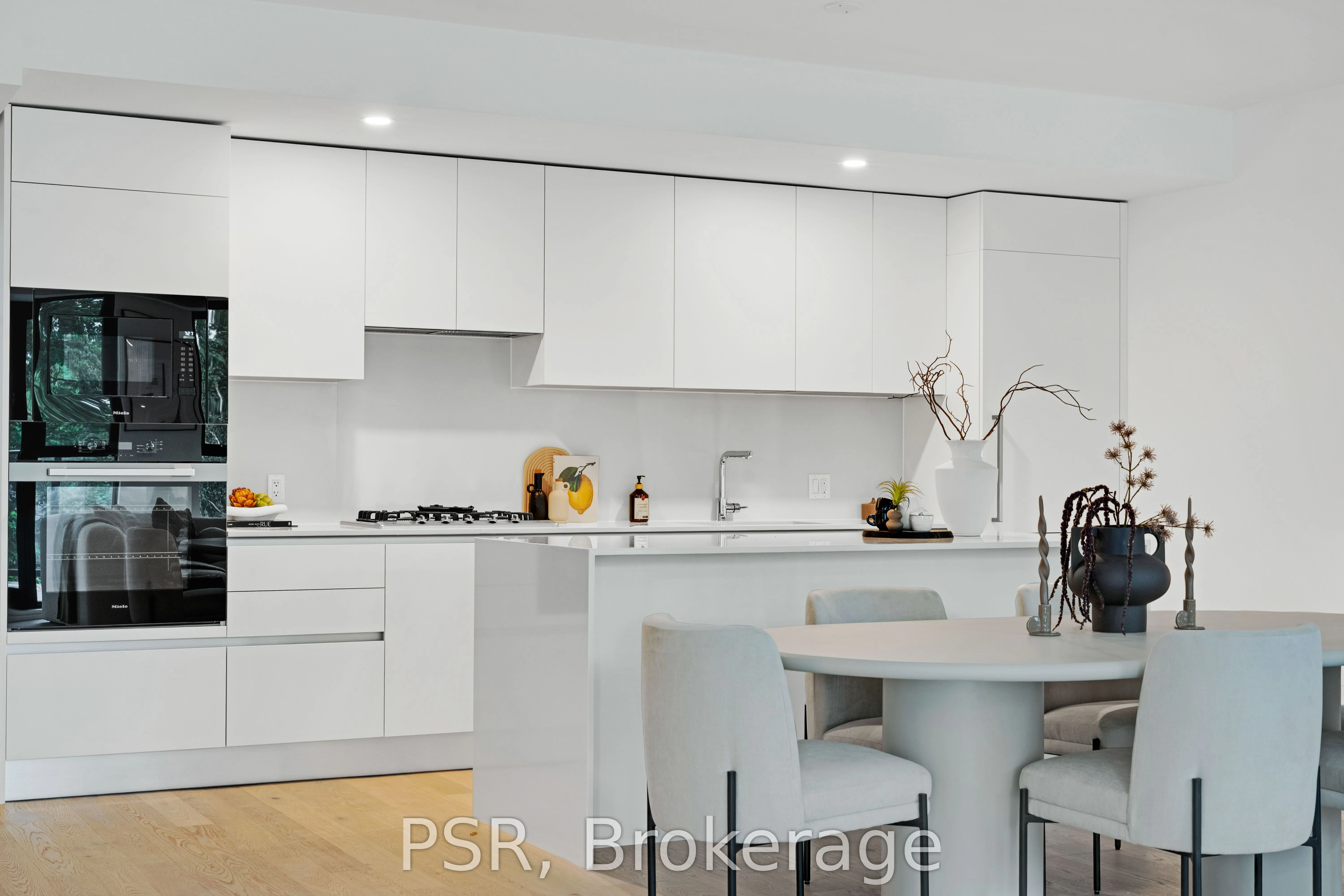 200 Keewatin Avenue, #410