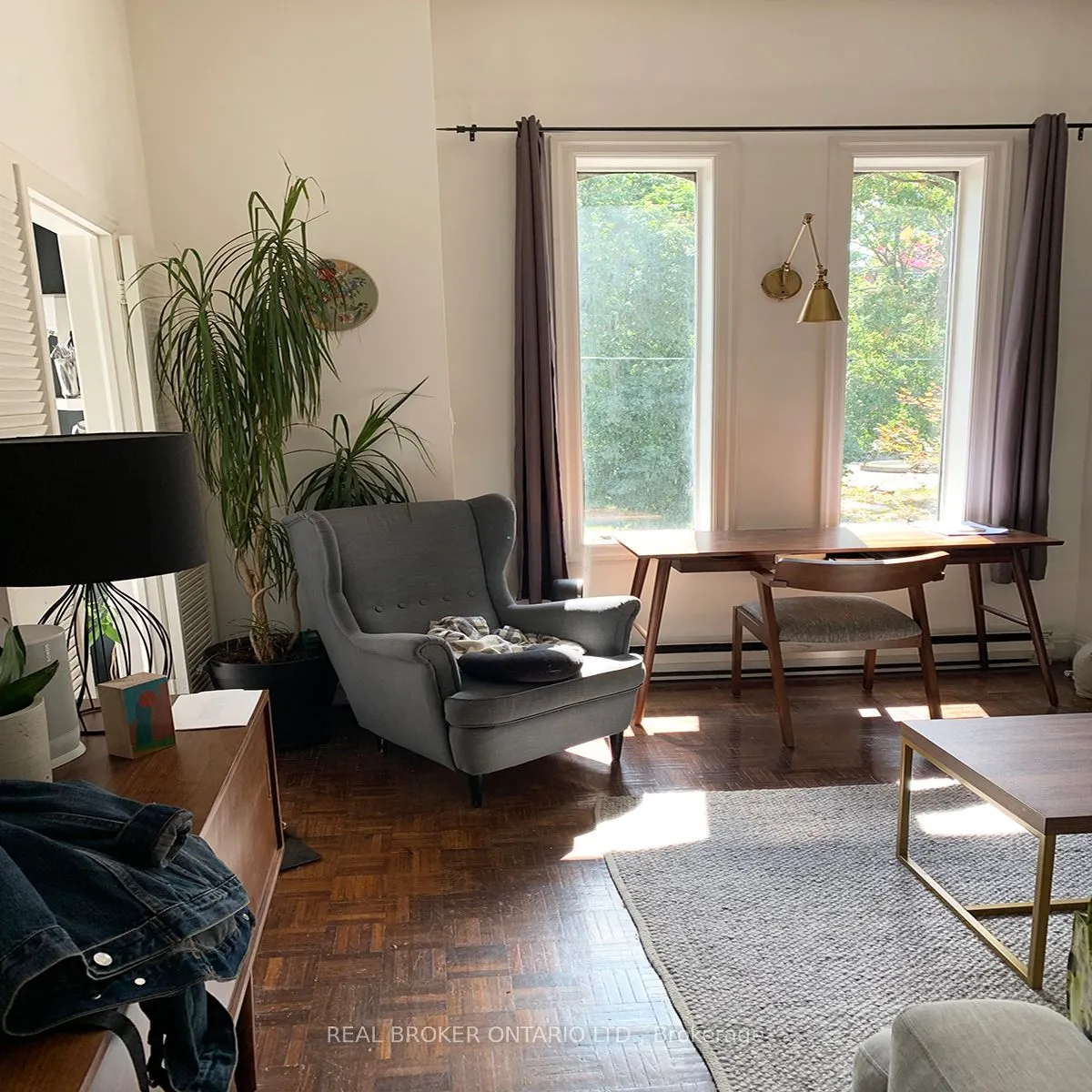11 Clarence Square, #201