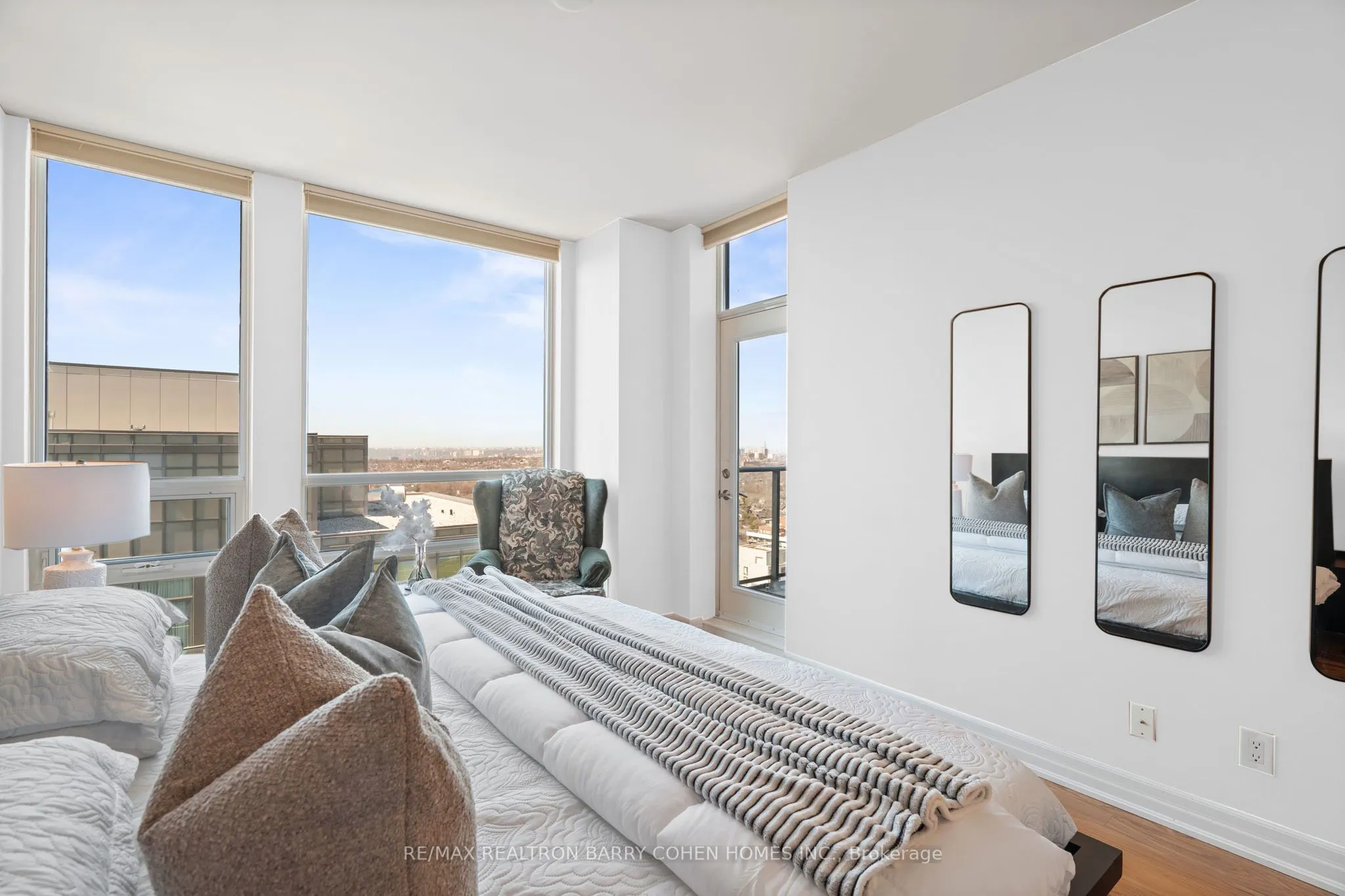 500 St Clair Avenue W, #2103