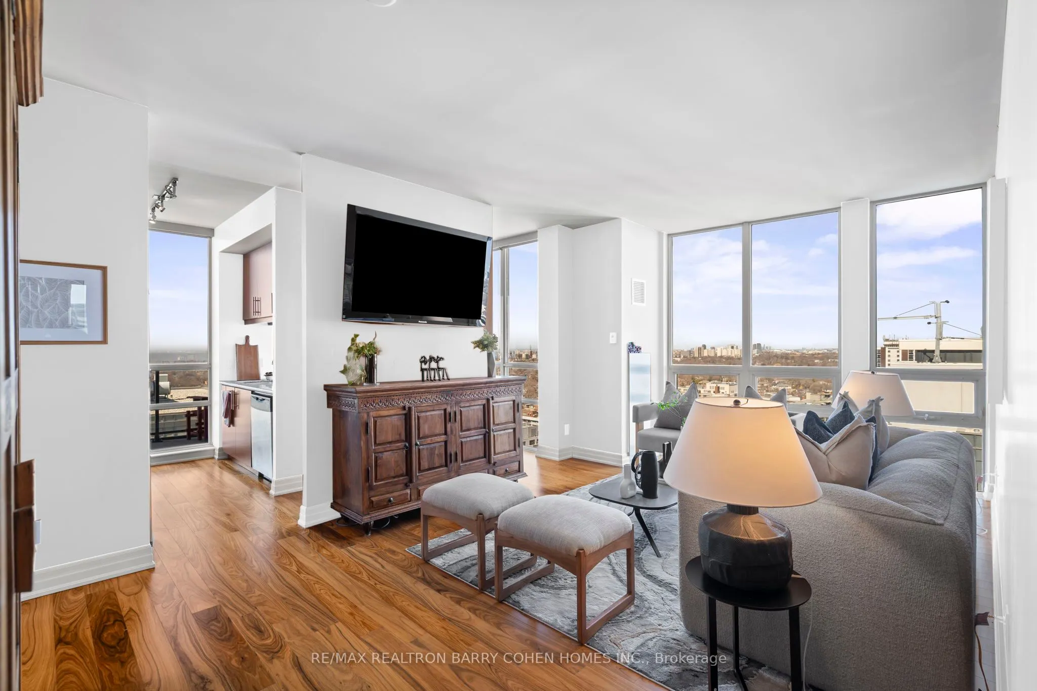 500 St Clair Avenue W, #2103