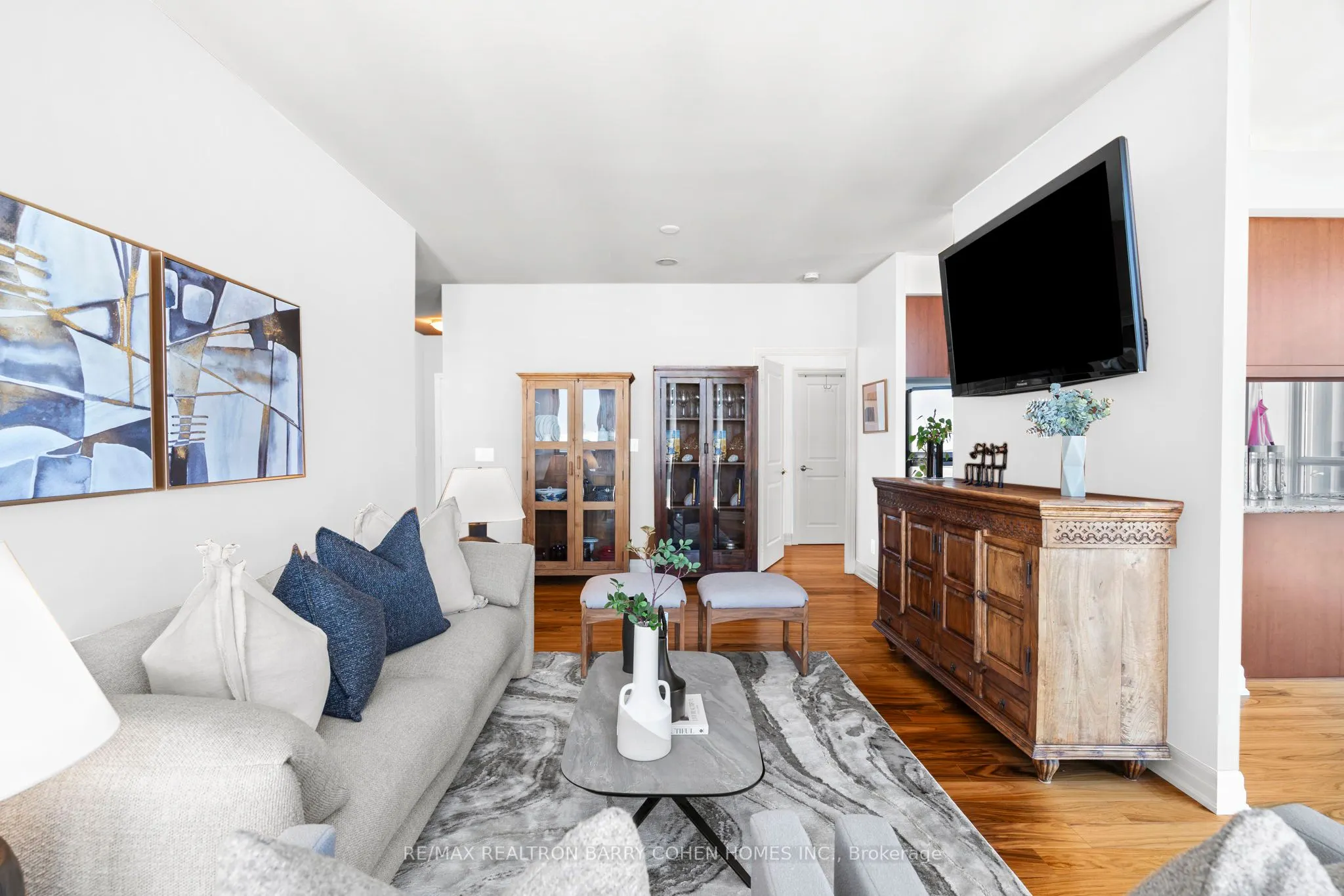 500 St Clair Avenue W, #2103