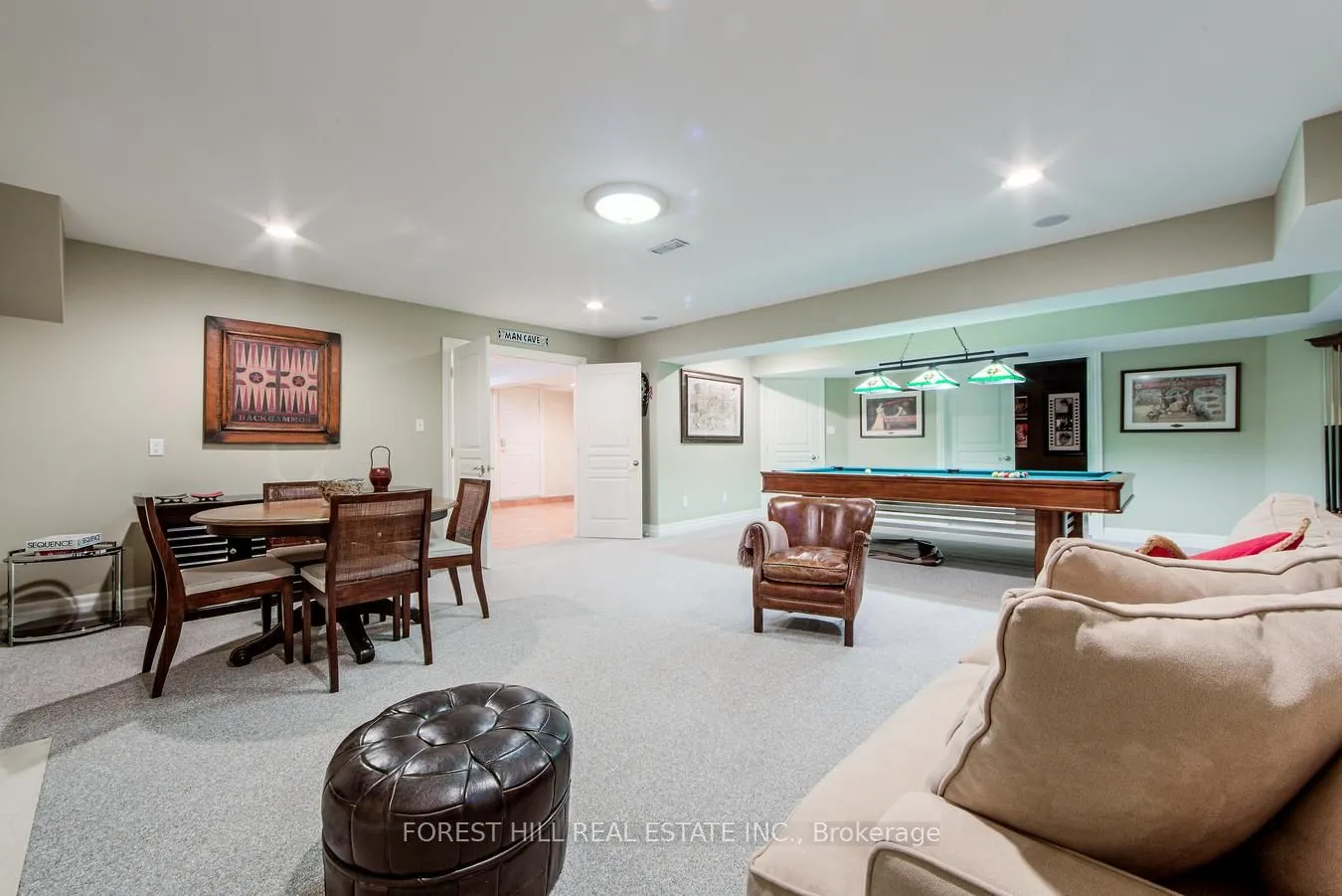 42 Aldershot Crescent