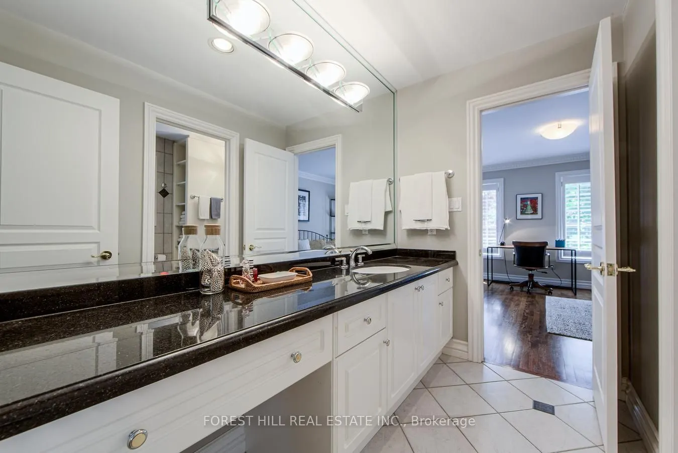 42 Aldershot Crescent