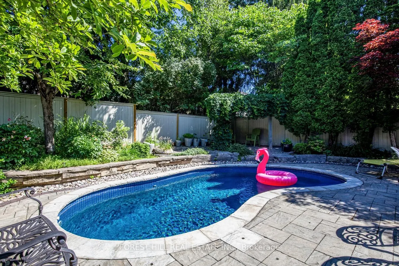 42 Aldershot Crescent