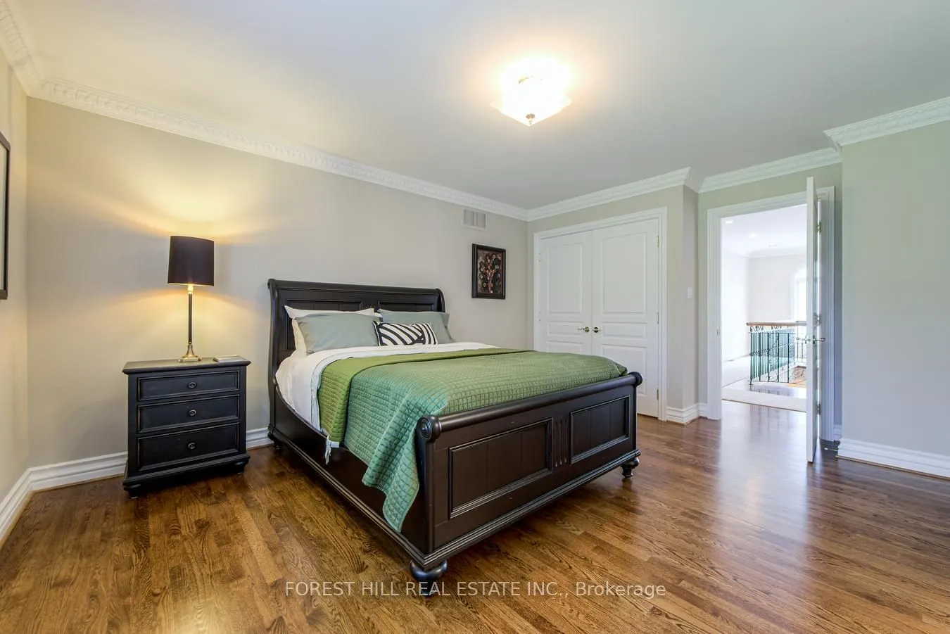 42 Aldershot Crescent